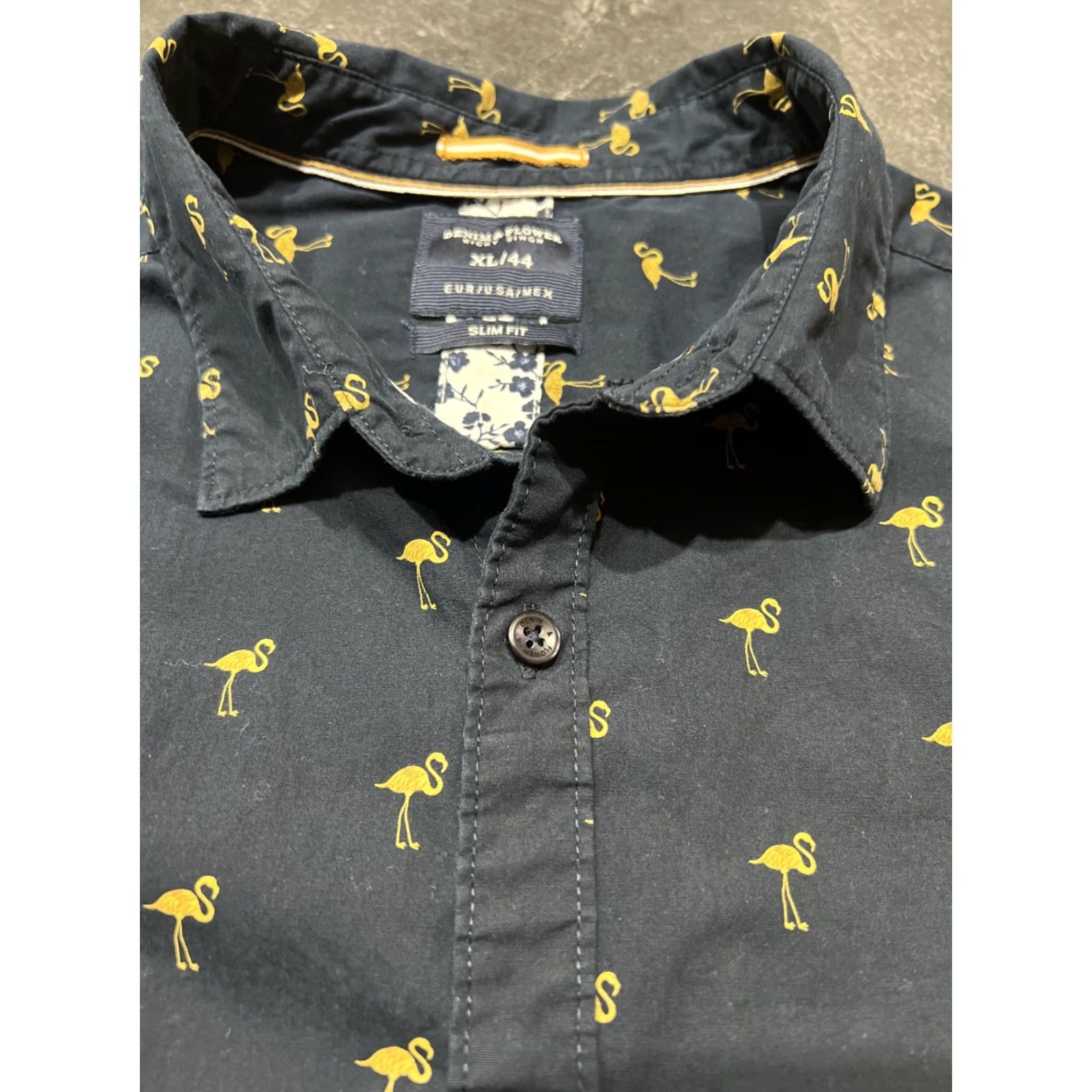 Vintage Denim & Flower Ricky Singh Men’s XL Blue Short Sleeve Slim Fit Button-Up Shirt Pelicans Beach California Miami Size US XL / EU 56 / 4 - 6 Thumbnail