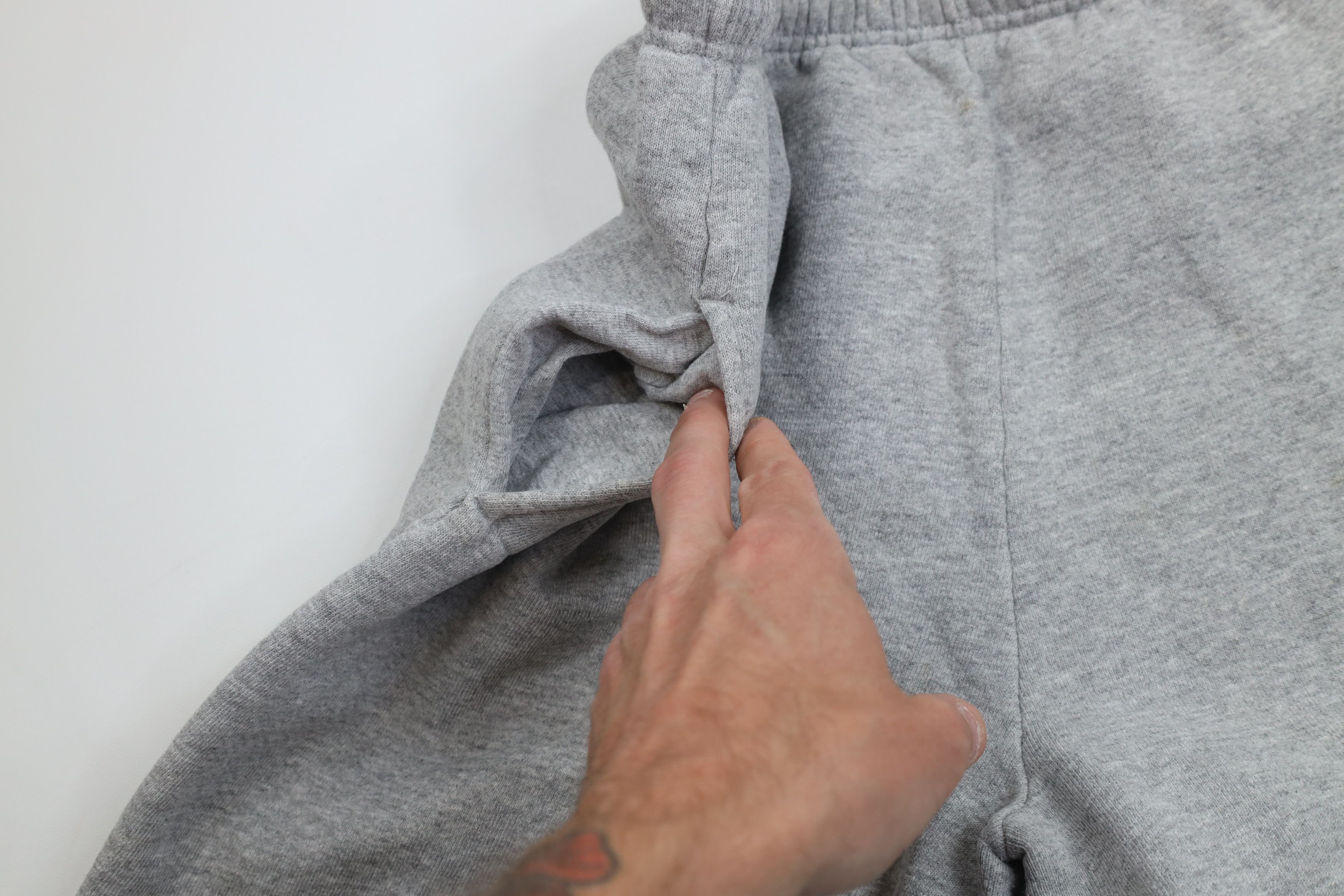 Vintage Vintage 90s Streetwear Sweatpants Joggers Pants Gray USA Size US 34 / EU 50 - 8 Thumbnail