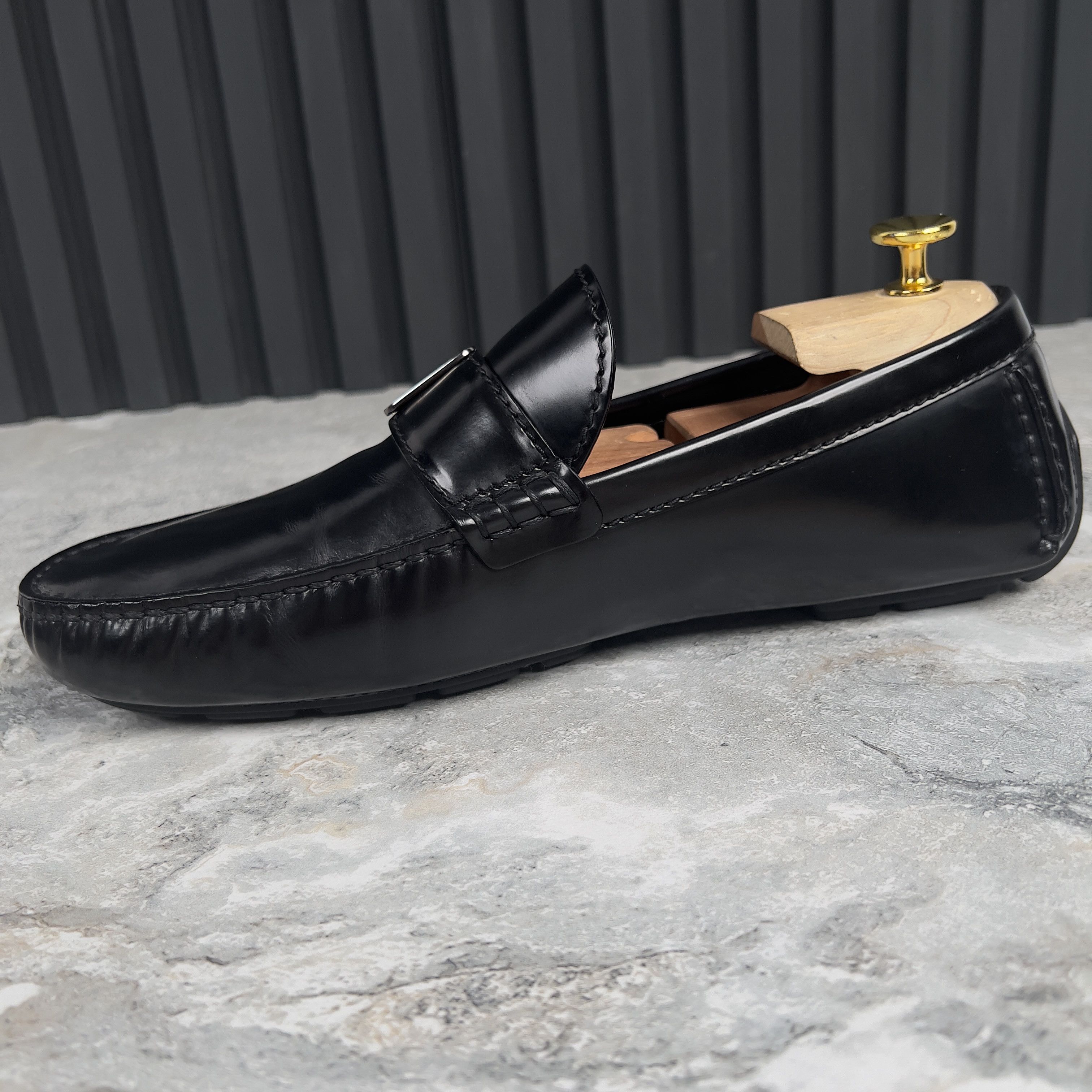 Louis Vuitton Louis Vuitton Racetrack Driving Moccasin Glazed Size US 8.5 / EU 41-42 - 7 Thumbnail