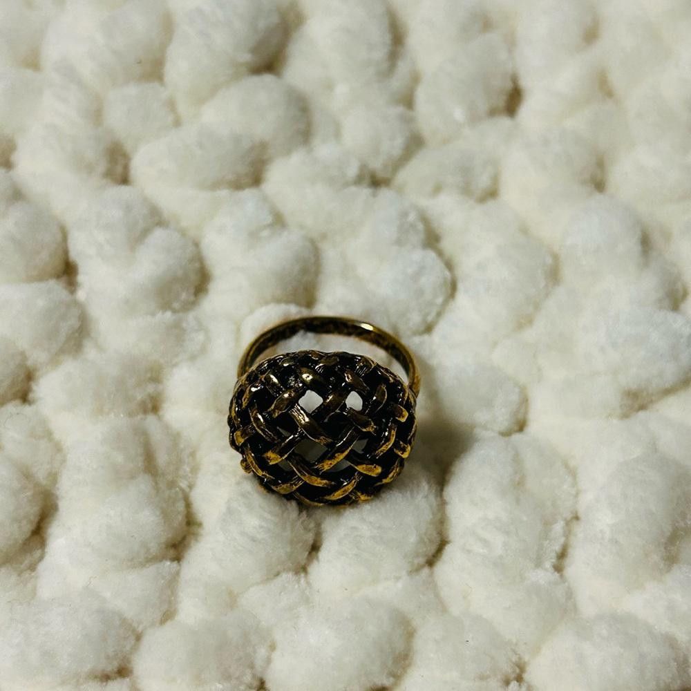 Designer Gold-tone woven ring Size ONE SIZE - 1 Thumbnail
