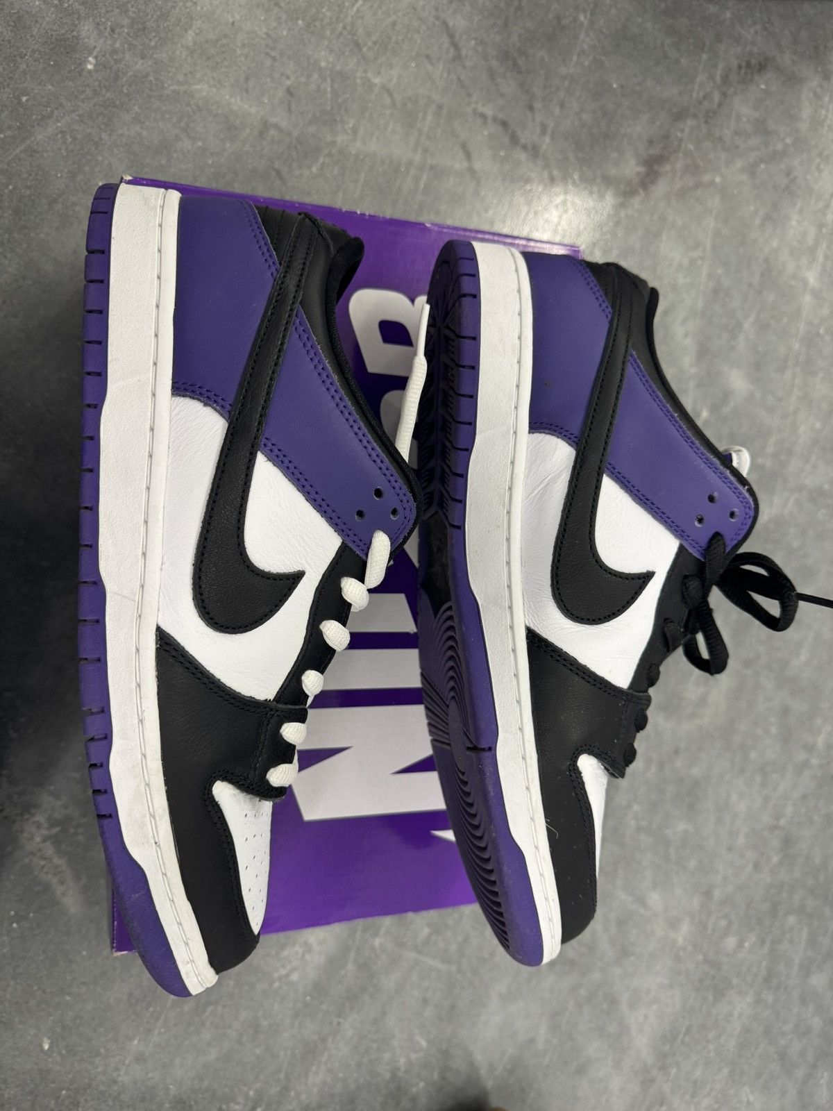 Nike SB Nike Dunk SB Purple Size US 11 / EU 44 - 2 Thumbnail