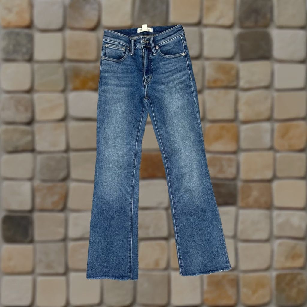 Madewell Madewell Jeans Womens 24 Blue Cali Demi Boot Women Logo Frayed Hem Fleetwood Wash 24x27 Size 42" / US 20 - 1 Thumbnail