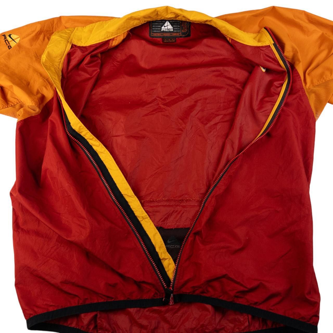 Nike ACG Vintage Nike ACG Lightweight Zip Up Jacket Size L Size US L / EU 52-54 / 3 - 5 Thumbnail