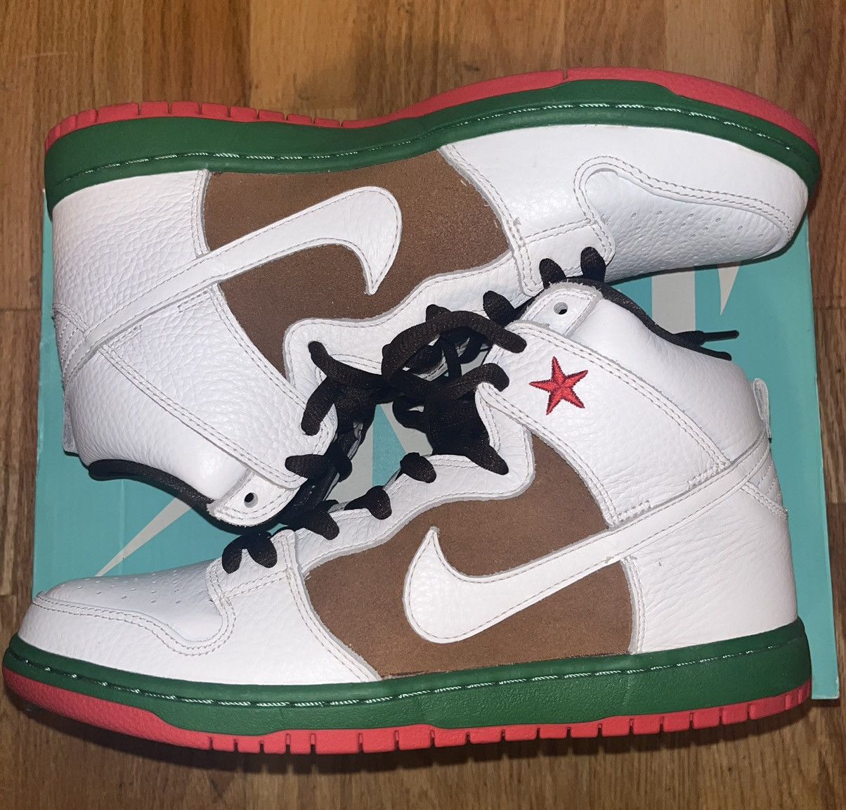 Nike Nike SB Dunk High Cali (2014) Size US 9.5 / EU 42-43 - 2 Thumbnail