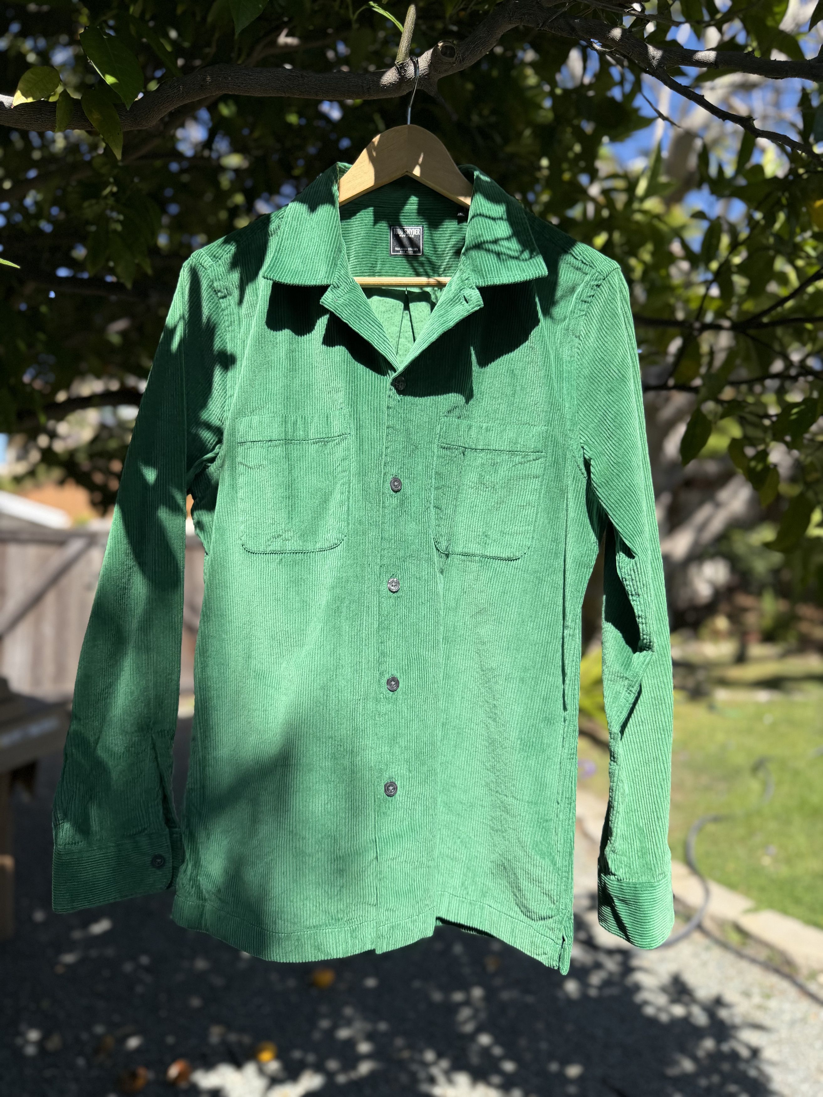 Todd Snyder Todd Snyder Emerald Green Corduroy Camp Collar Shirt Small Size US S / EU 44-46 / 1 - 7 Thumbnail