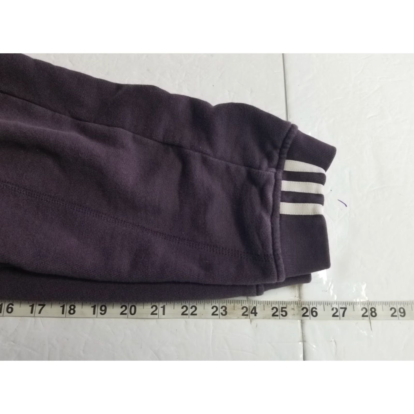 Adidas Adidas Spellout Jogger Sweat Pants Purple Women's S Activewear Pants Tapered Pockets Fall Winter Spring Summer Size 28" / US 6 / IT 42 - 5 Thumbnail