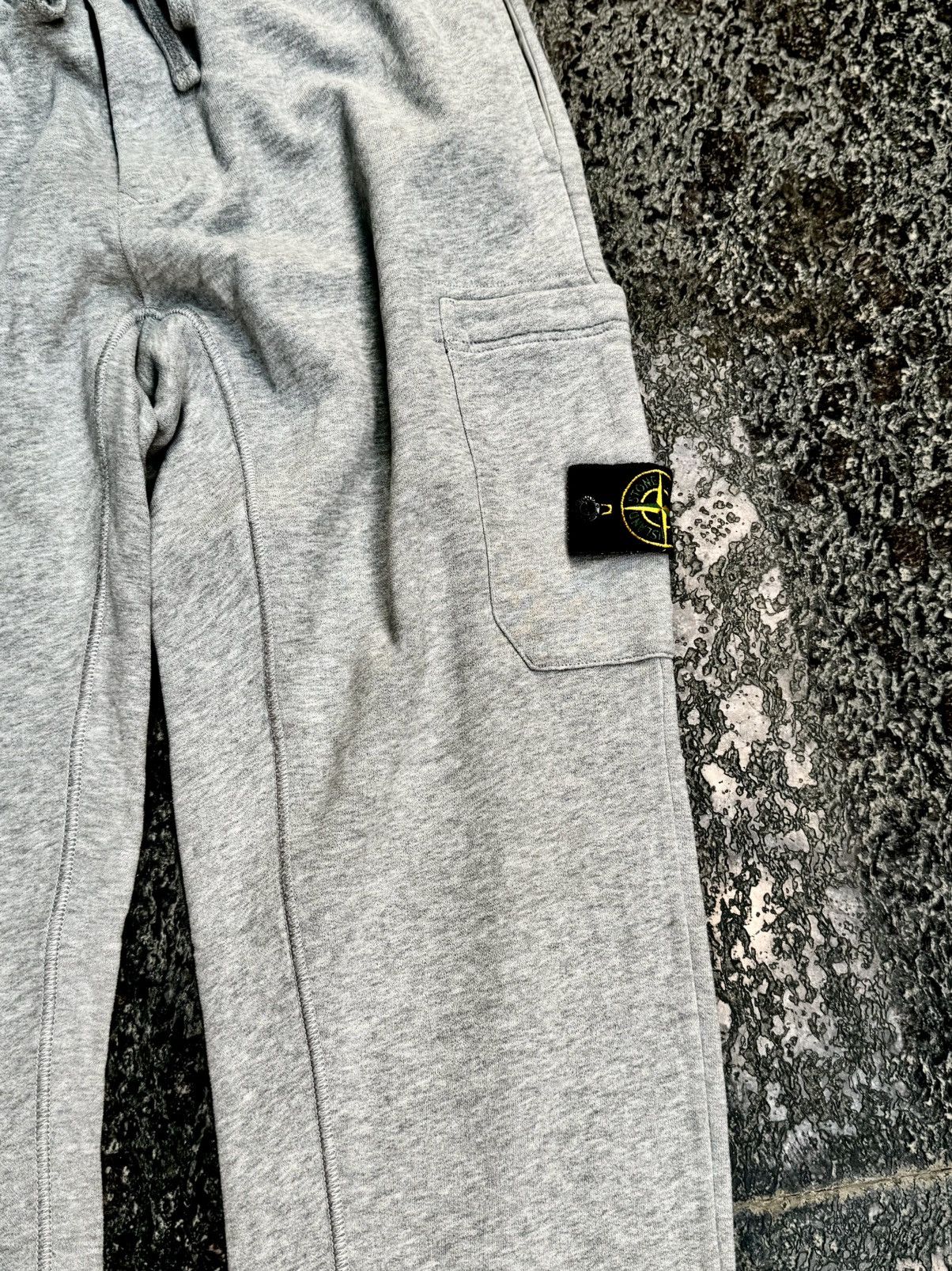 Stone Island STONE ISLAND COTTON SWEATPANTS Size US 32 / EU 48 - 3 Thumbnail