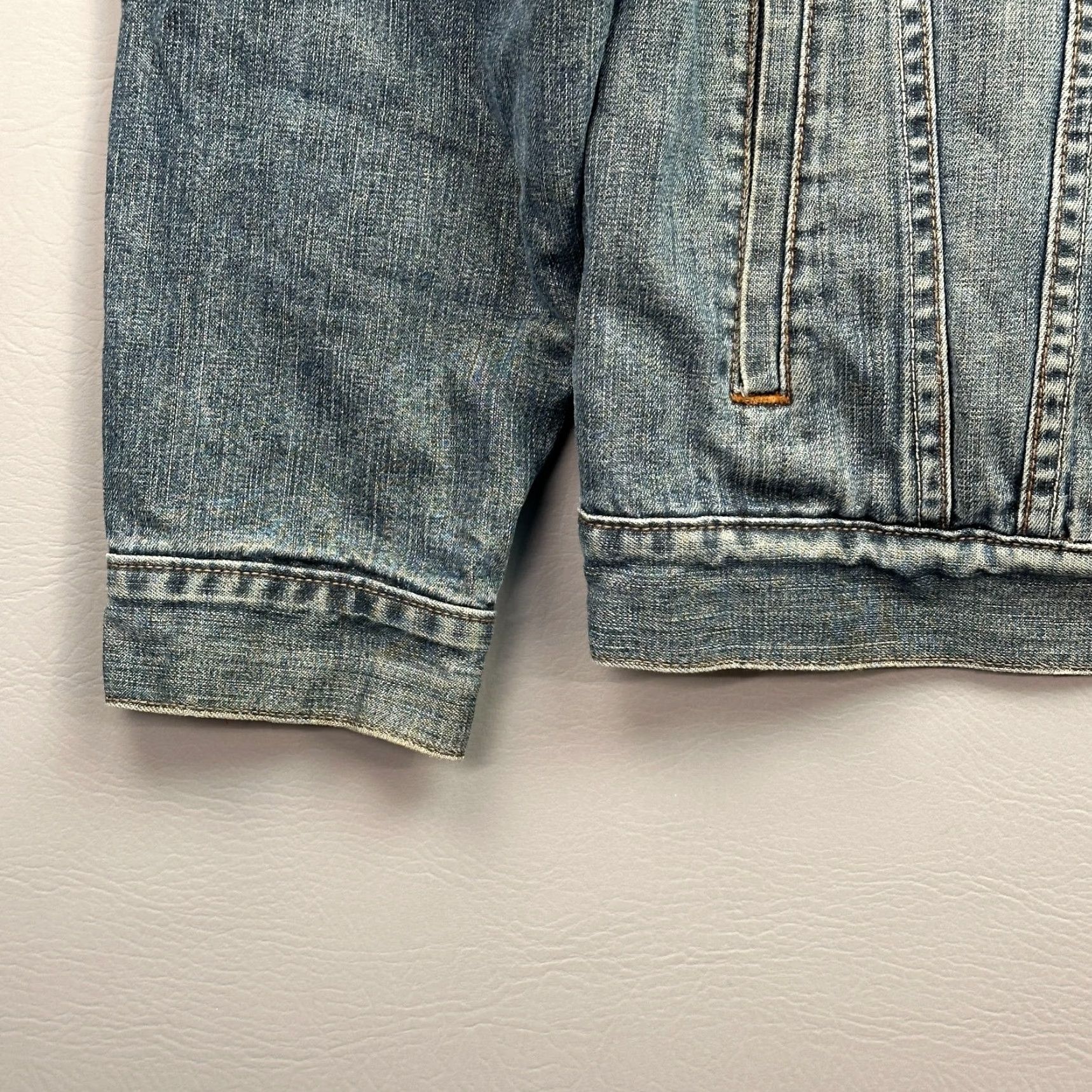 Gap Vintage Gap Jacket Mens S Denim Trucker Lined Sherpa Fleece Y2K Cool Casual Biker 80s 90s USA Mens Size US S / EU 44-46 / 1 - 2 Thumbnail