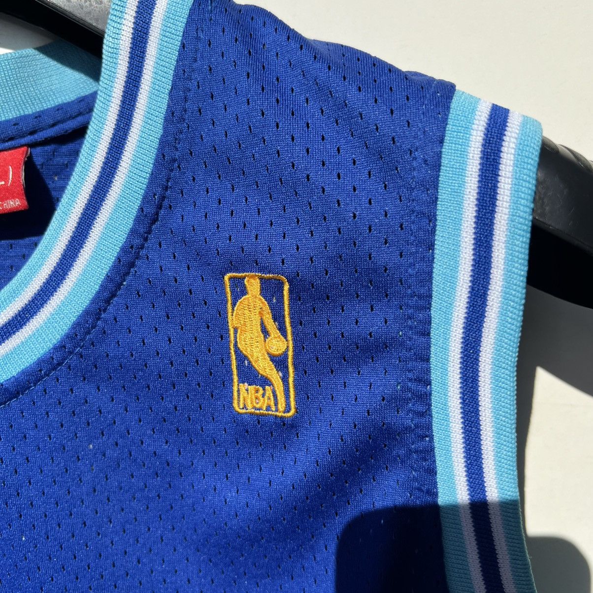 NBA Kobe Bryant Los Angeles Lakers basketball Jersey Size US L / EU 52-54 / 3 - 3 Thumbnail