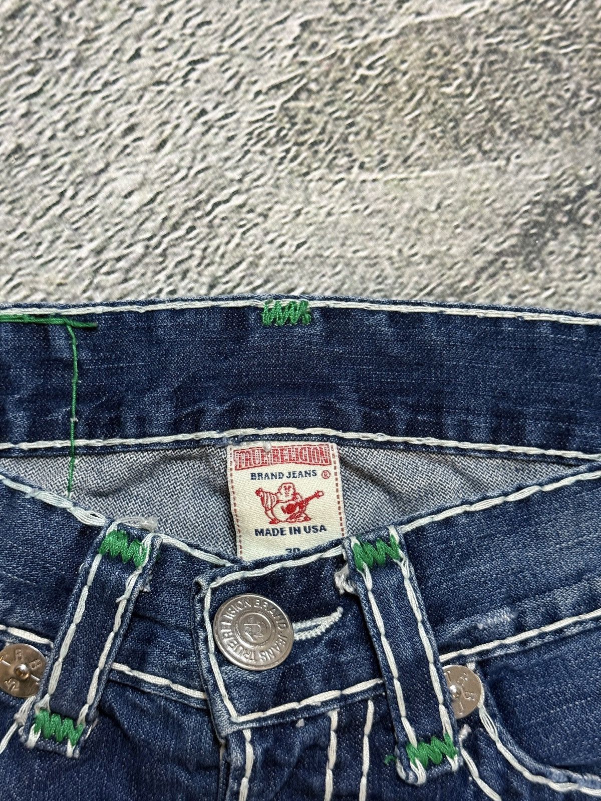 True Religion True Religion Geno Green tab blue jeans white stitching Size US 30 / EU 46 - 10 Thumbnail