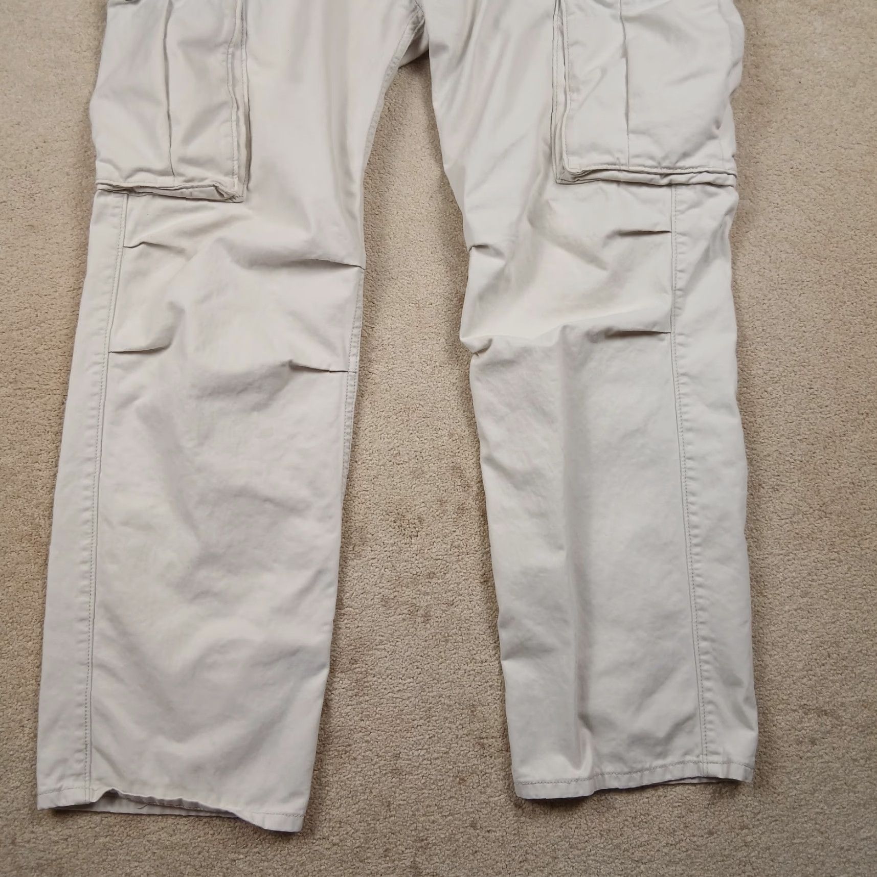 Levi's Levi's Cargo Pants Mens 38x32 Beige Regular Straight Cargo Pocket 90s Army Vintage No Size US 38 / EU 54 - 5 Thumbnail