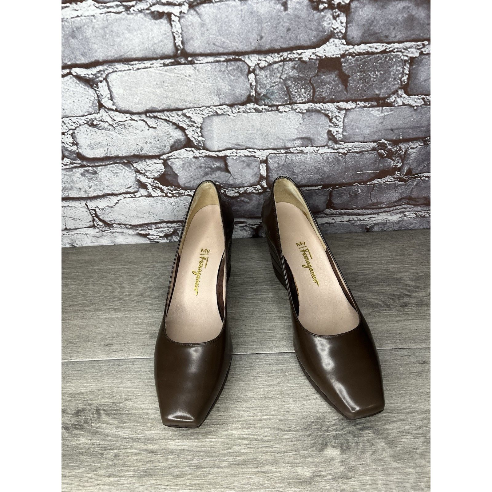Salvatore Ferragamo Salvatore Ferragamo Brown Patent Leather Pump Wedges Shoes W Size US 7.5 / IT 37.5 - 19 Thumbnail