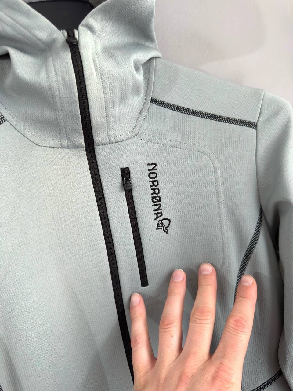 Norrona Norrona Trollveggen Warm Wool1 Women's Grey Zip Hoodie, M Size M / US 6-8 / IT 42-44 - 4 Thumbnail