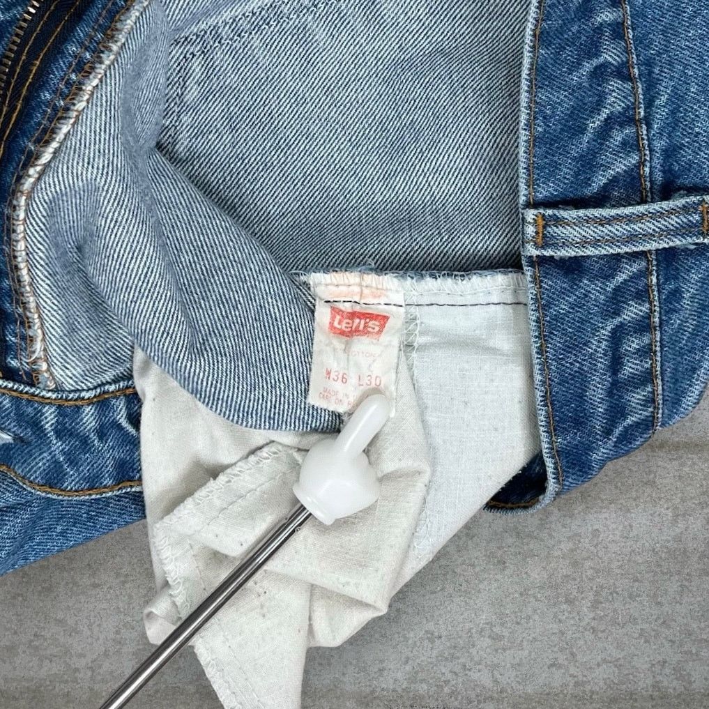 Levi's Vintage 90s Levis Jeans 36x28 Regular Straight Medium Wash Size US 36 / EU 52 - 5 Thumbnail