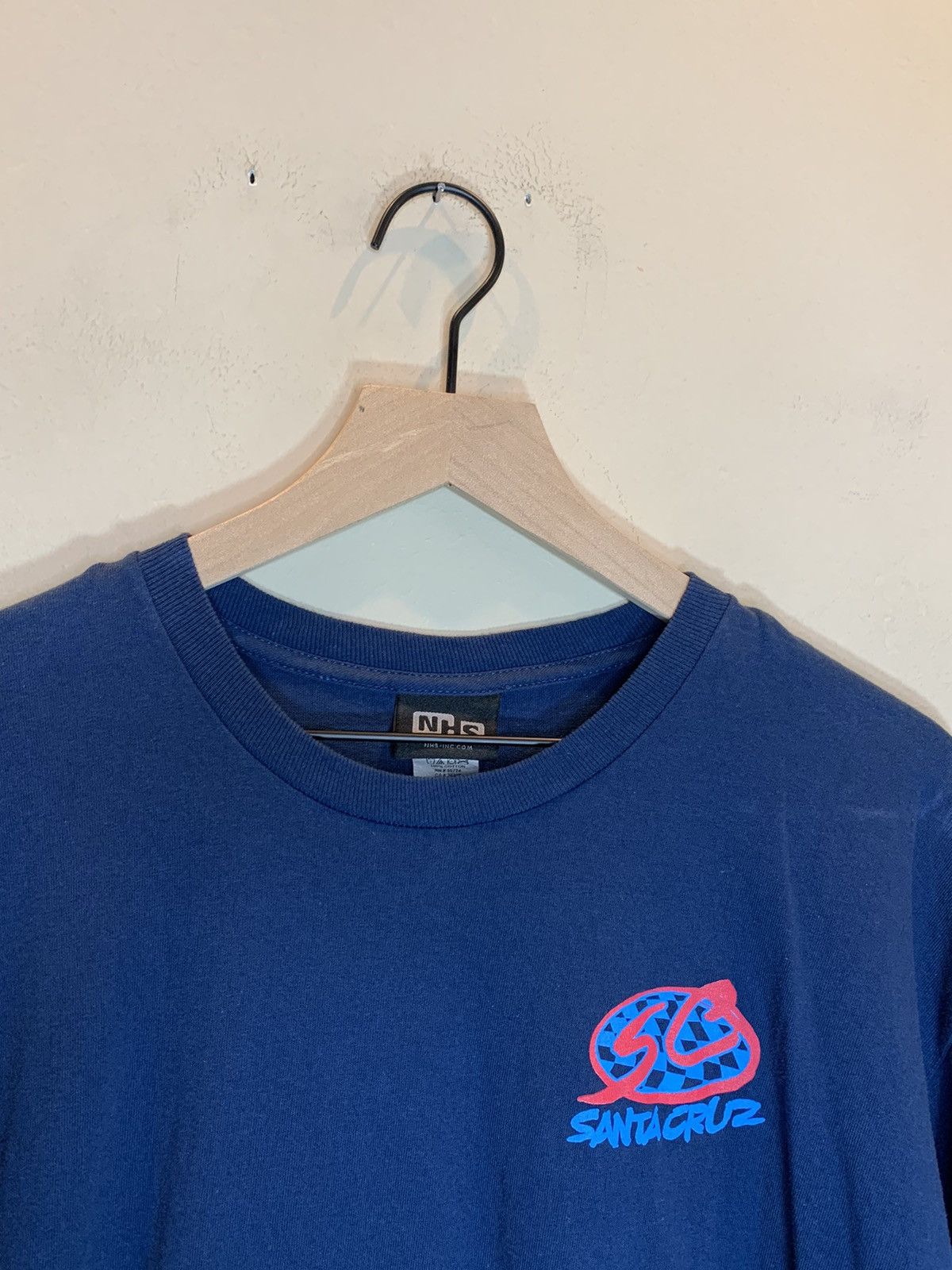 Santa Cruz Skateboards *RARE* Vintage Santa Cruz Skateboards NHS Skate Logo T-Shirt Size US L / EU 52-54 / 3 - 3 Thumbnail