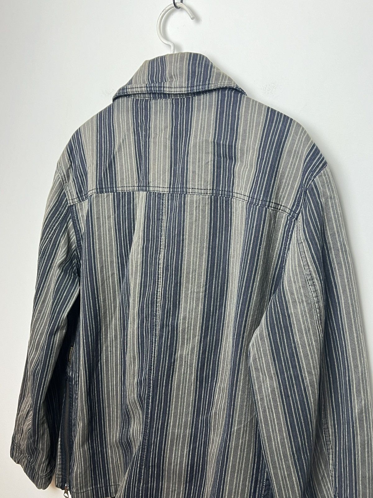 Giorgio Armani armani y2k archive solid work jacket Size US L / EU 52-54 / 3 - 7 Thumbnail