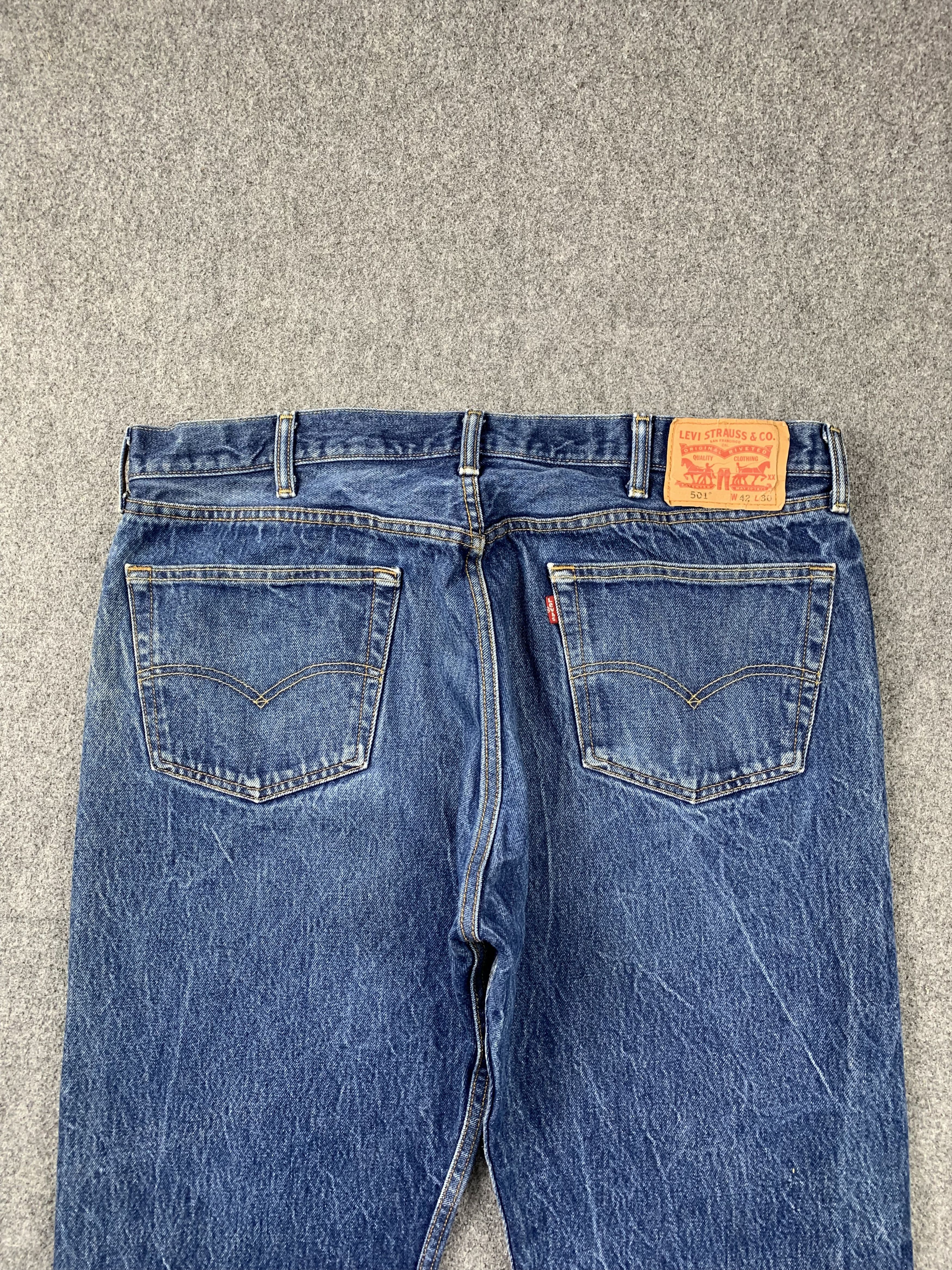 Levi's Vintage Levis 501 Faded Blue Jeans DP1974 Size US 39 - 4 Thumbnail