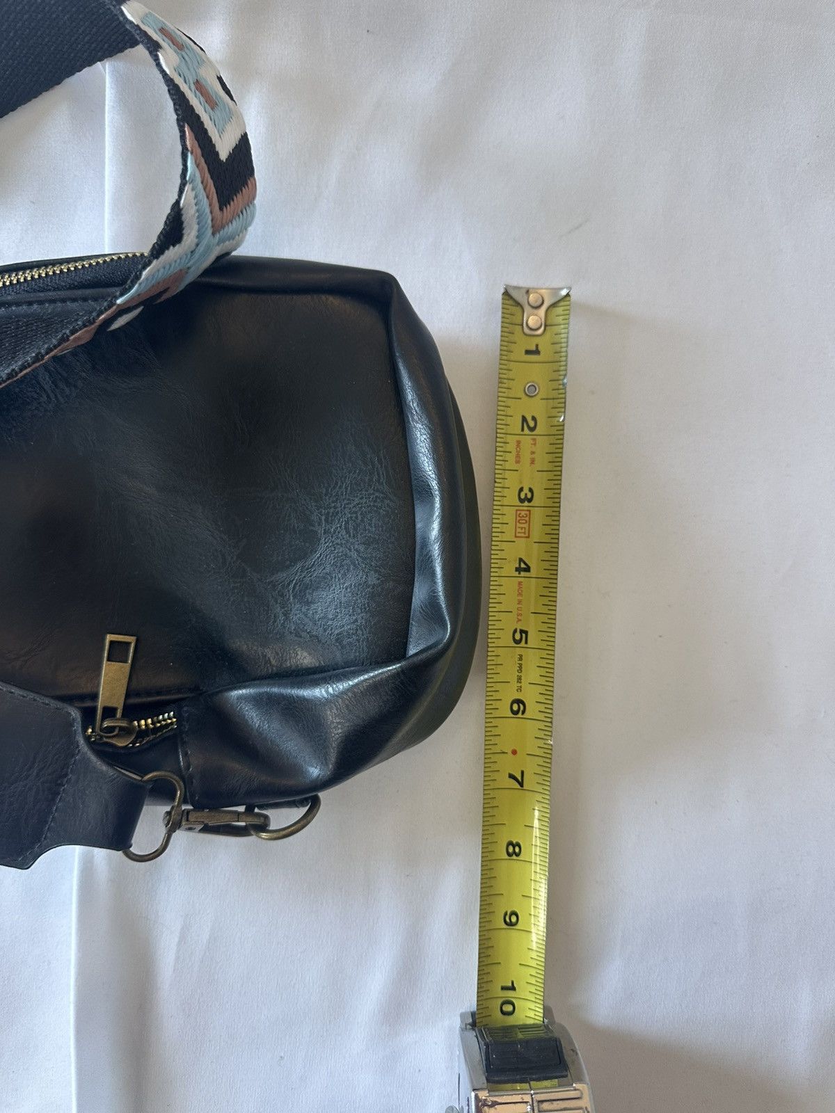Other Black Sling Bag Vegan Leather Crossbody Bag Womens Knit Size ONE SIZE - 5 Thumbnail