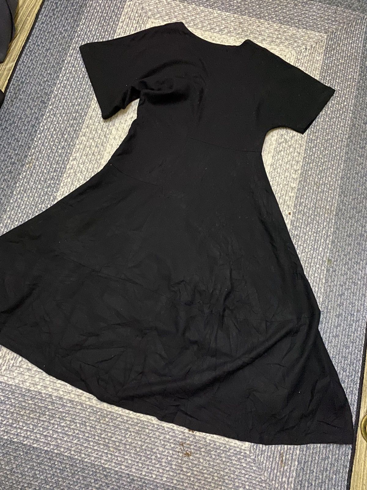 Zucca ZUCCA MINIMALISM ASYMETRICAL DESIGN BLACK WOOL DRESS Size M / US 6-8 / IT 42-44 - 5 Thumbnail