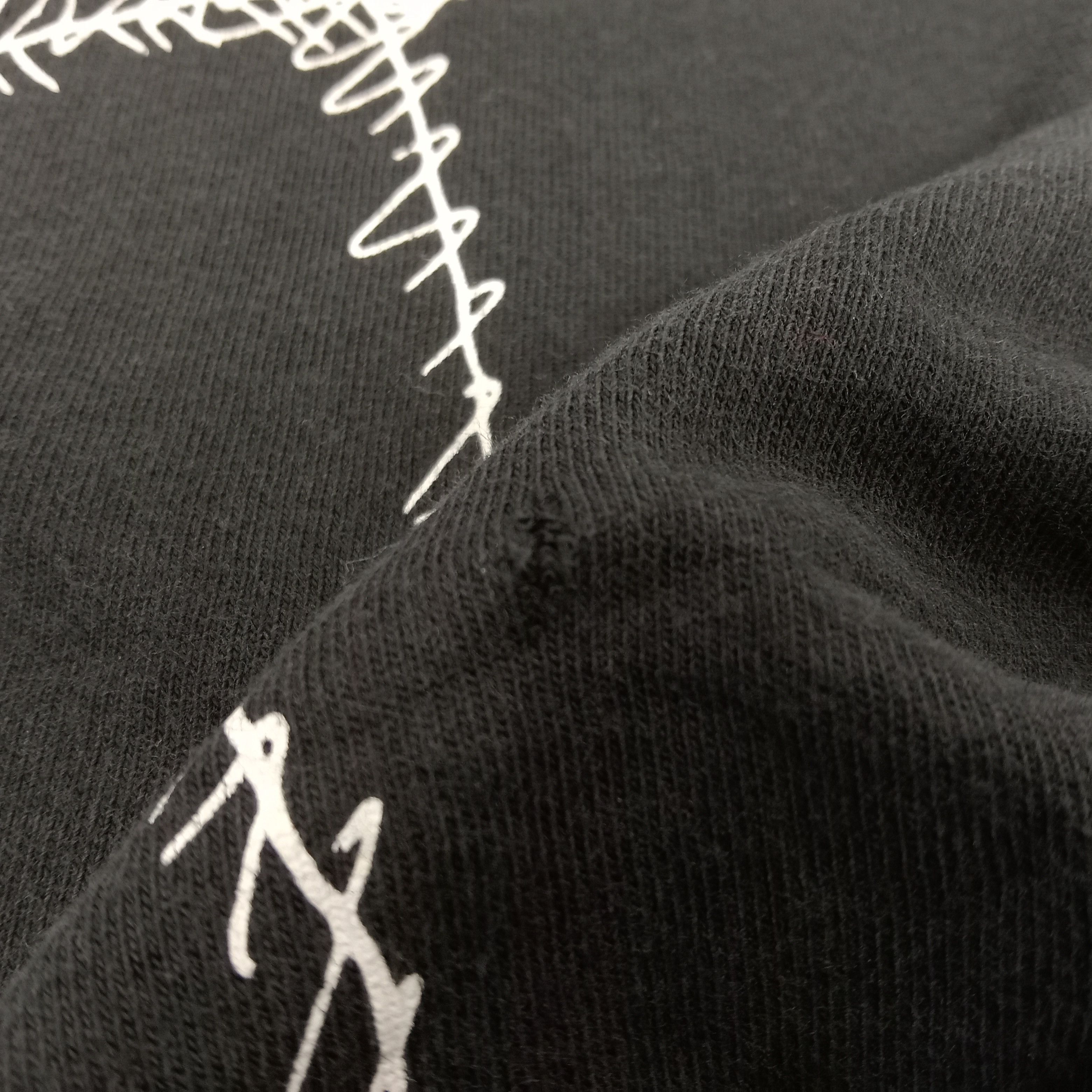 Kaws × Uniqlo × Vintage Kaws X Japanese Brand Mascot Design Tshirt Size US XL / EU 56 / 4 - 7 Thumbnail