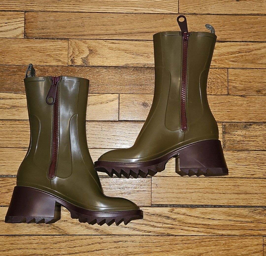 Chloe Chloe ARMY GREEN Two Toned Brown Heeled Betty Rain Boots Size US 7 / IT 37 - 6 Thumbnail