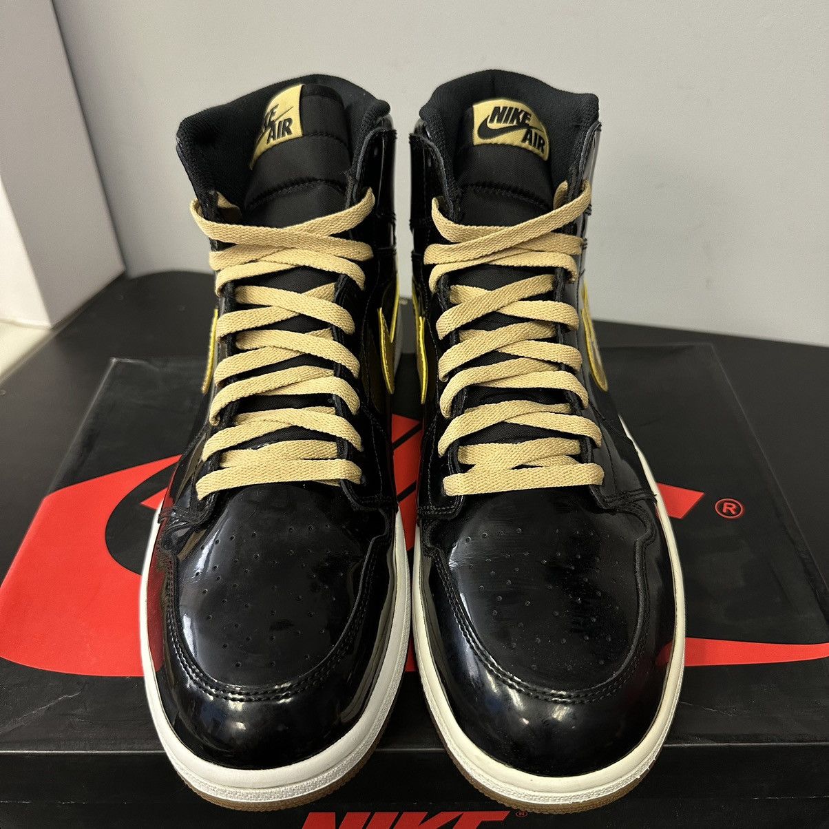Jordan Brand Size 14 - Nike Jordan 1 Retro High OG Black Gold PL Size US 14 / EU 47 - 4 Thumbnail