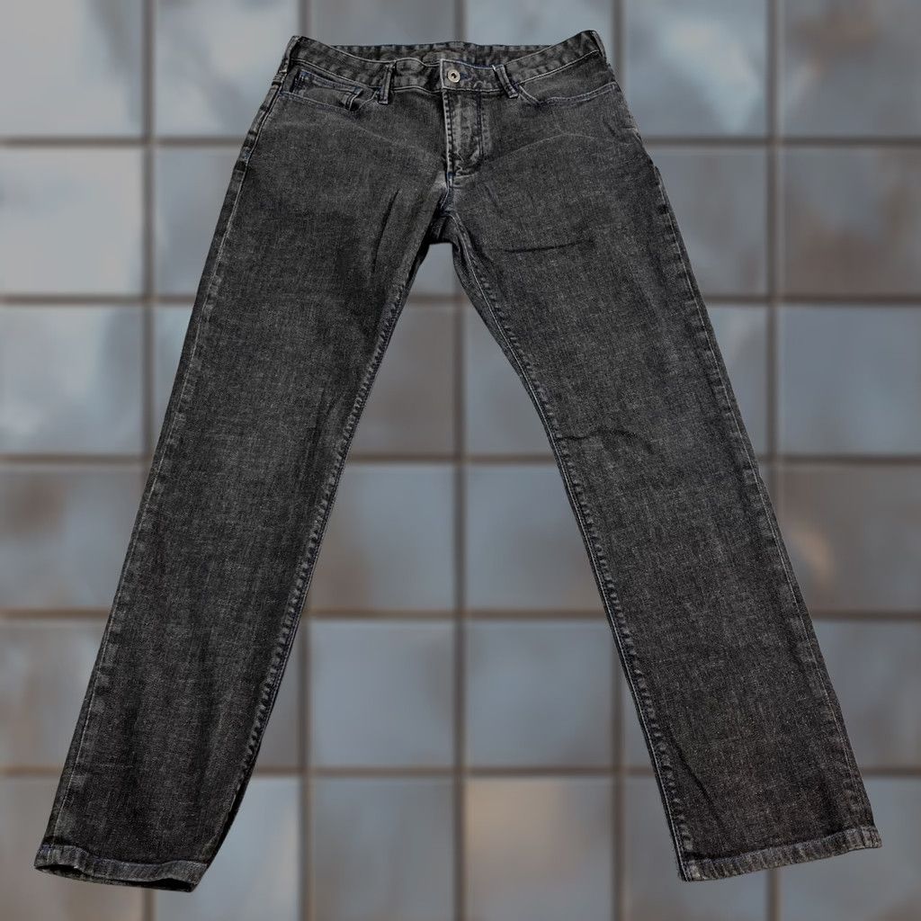 Vintage Armani Jeans Jeans Slim Tapered 32 Mens Dark Black Stretch Neppy GA Size US 32 / EU 48 - 1 Thumbnail