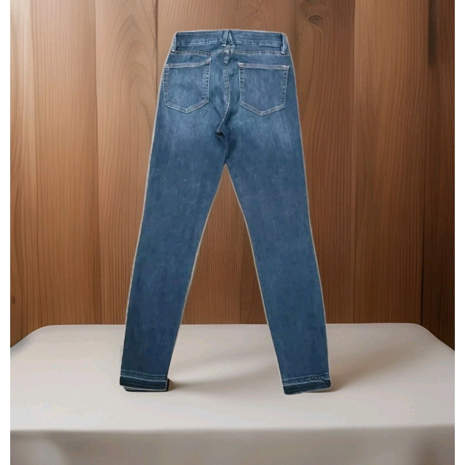 Good American Good American Good legs High-rise Blue Denim Released Hems Size 26" / US 2 / IT 38 - 4 Thumbnail