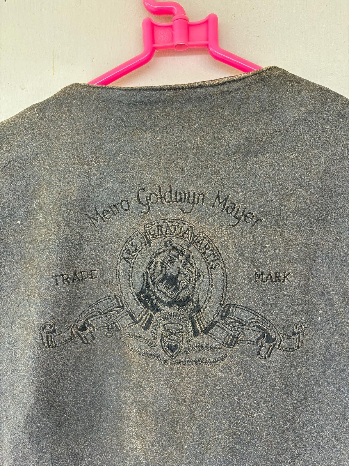 Other Vintage MGM Metro Goldwyn Mayer leather Vest Design Size US M / EU 48-50 / 2 - 5 Thumbnail
