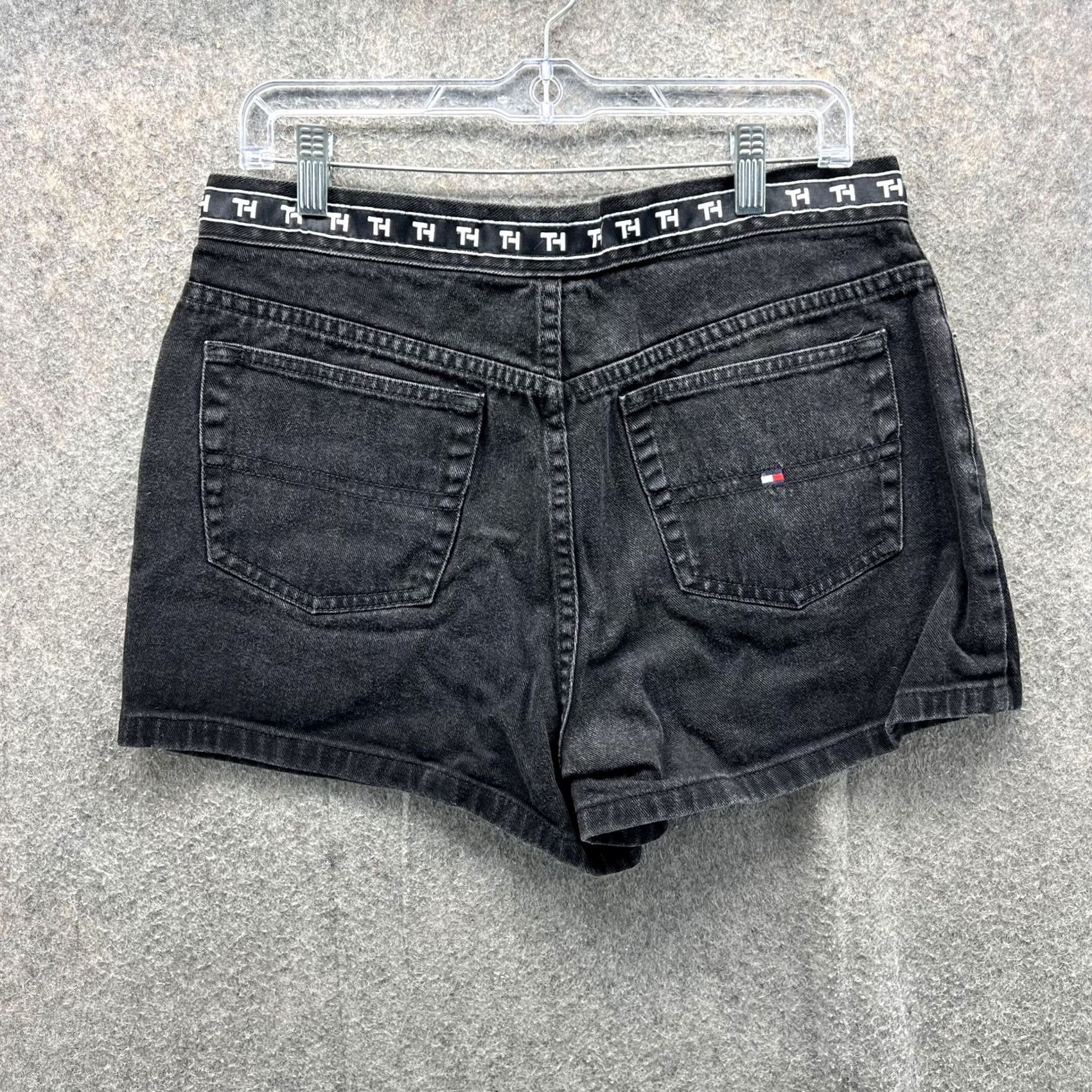 Tommy Hilfiger VINTAGE Tommy Hilfiger Shorts Women 14 Black Denim Logo Waistband High Rise 00s Cut-Off Denim Shorts Womens 14 Black Logo Size 36" / US 14 / IT 50 - 2 Thumbnail