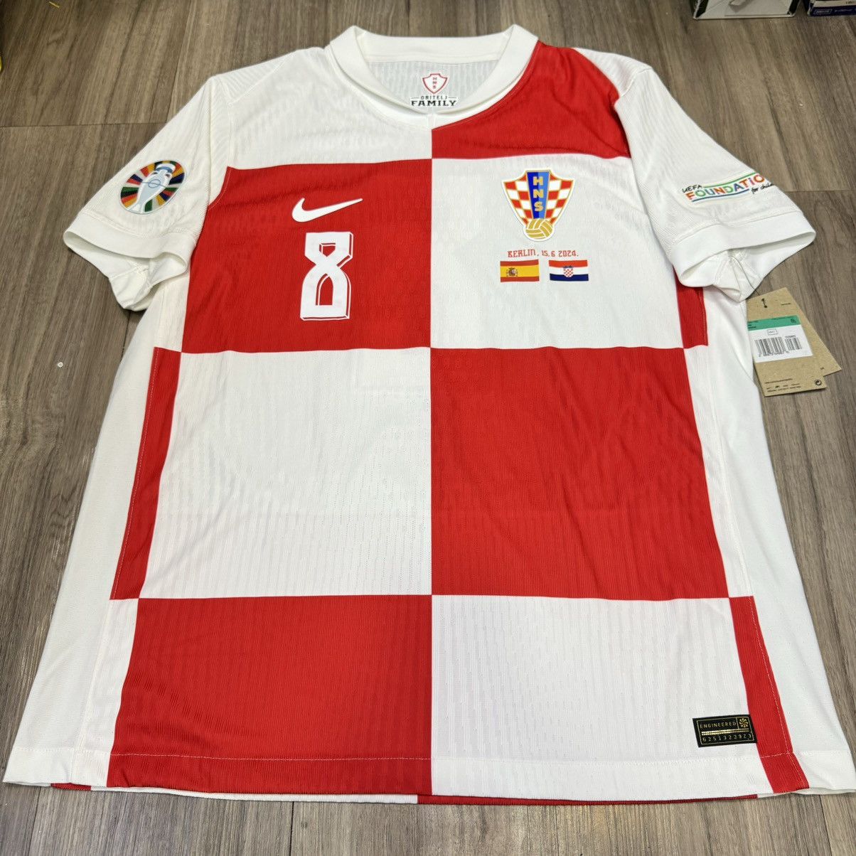 Nike Croatia Euro2024 player issue home shirt #8 Kovacic (bnwt) Size US XL / EU 56 / 4 - 1 Thumbnail