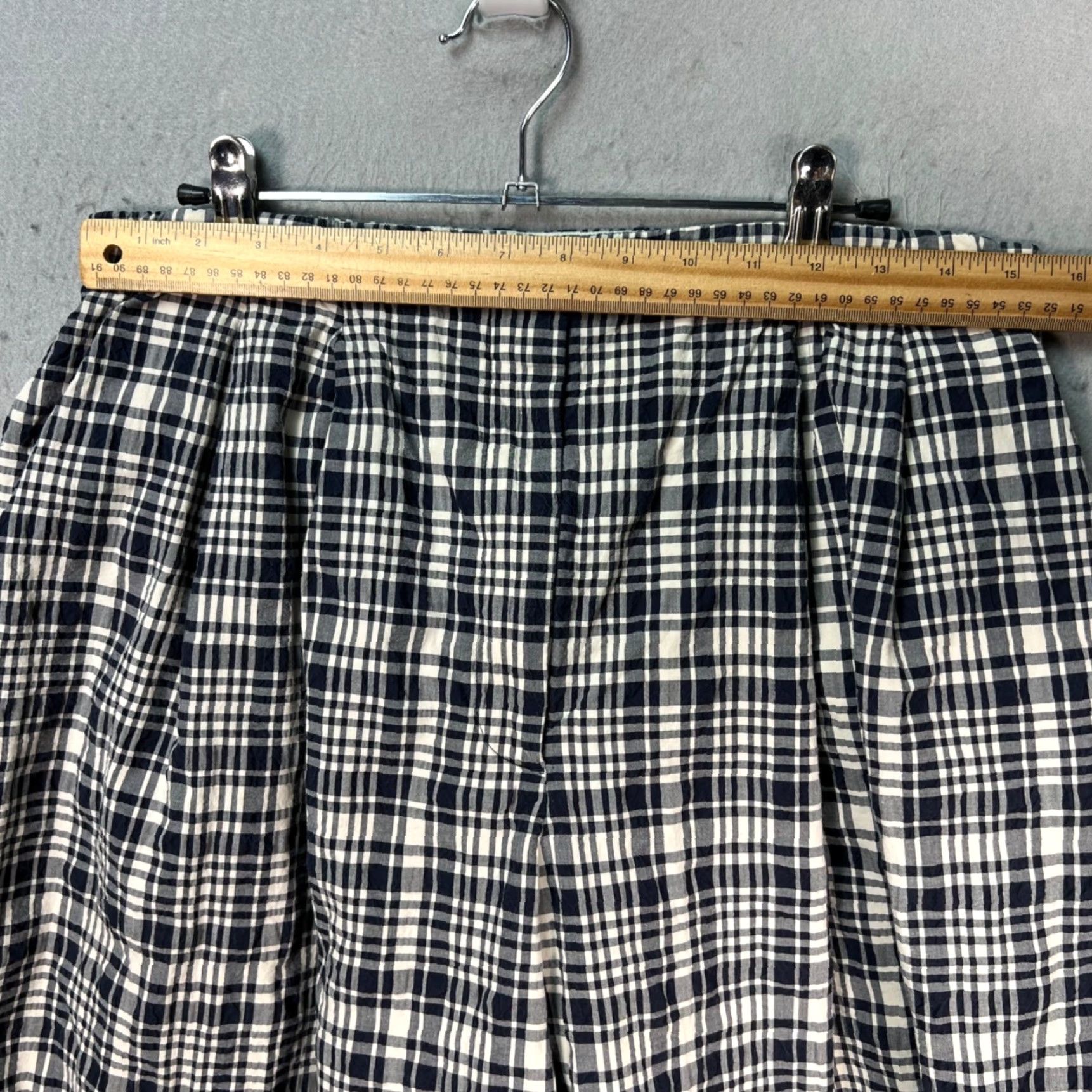 Cos COS Plaid Bermuda Shorts Blue & White 42 EUR Womens Cotton Blend Pleated High-Waist Shorts Adult Womens Size 28" / US 6 / IT 42 - 5 Thumbnail
