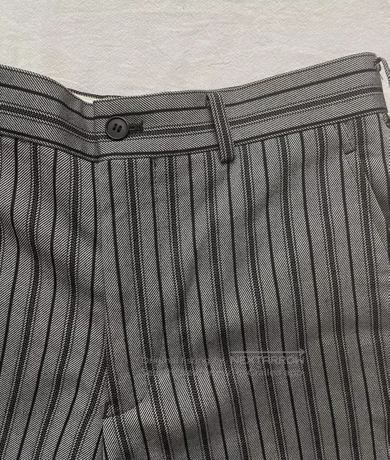 Comme des Garcons Comme Des Garcons size XS Gray Striped Bermuda Shorts Size 23" - 3 Thumbnail