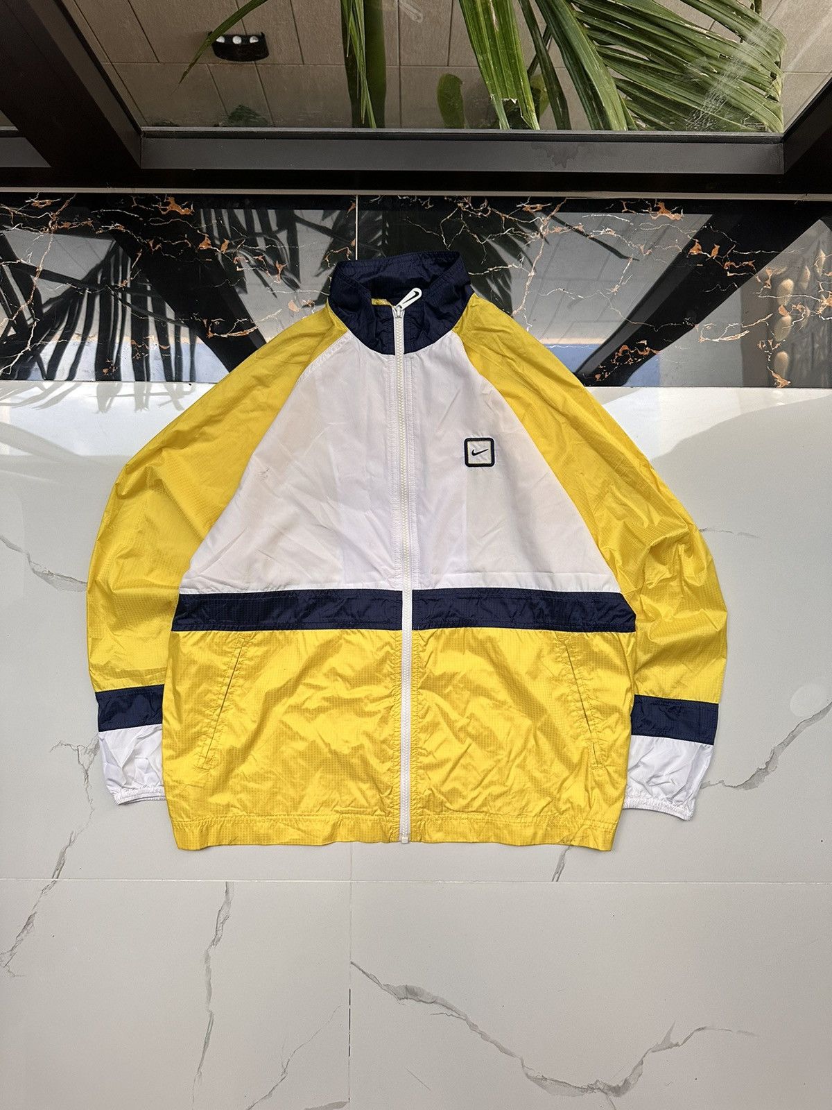 Nike × Vintage NIKE VINTAGE BIG LOGO STREETWEAR LIGHT JACKET Size US M / EU 48-50 / 2 - 3 Thumbnail