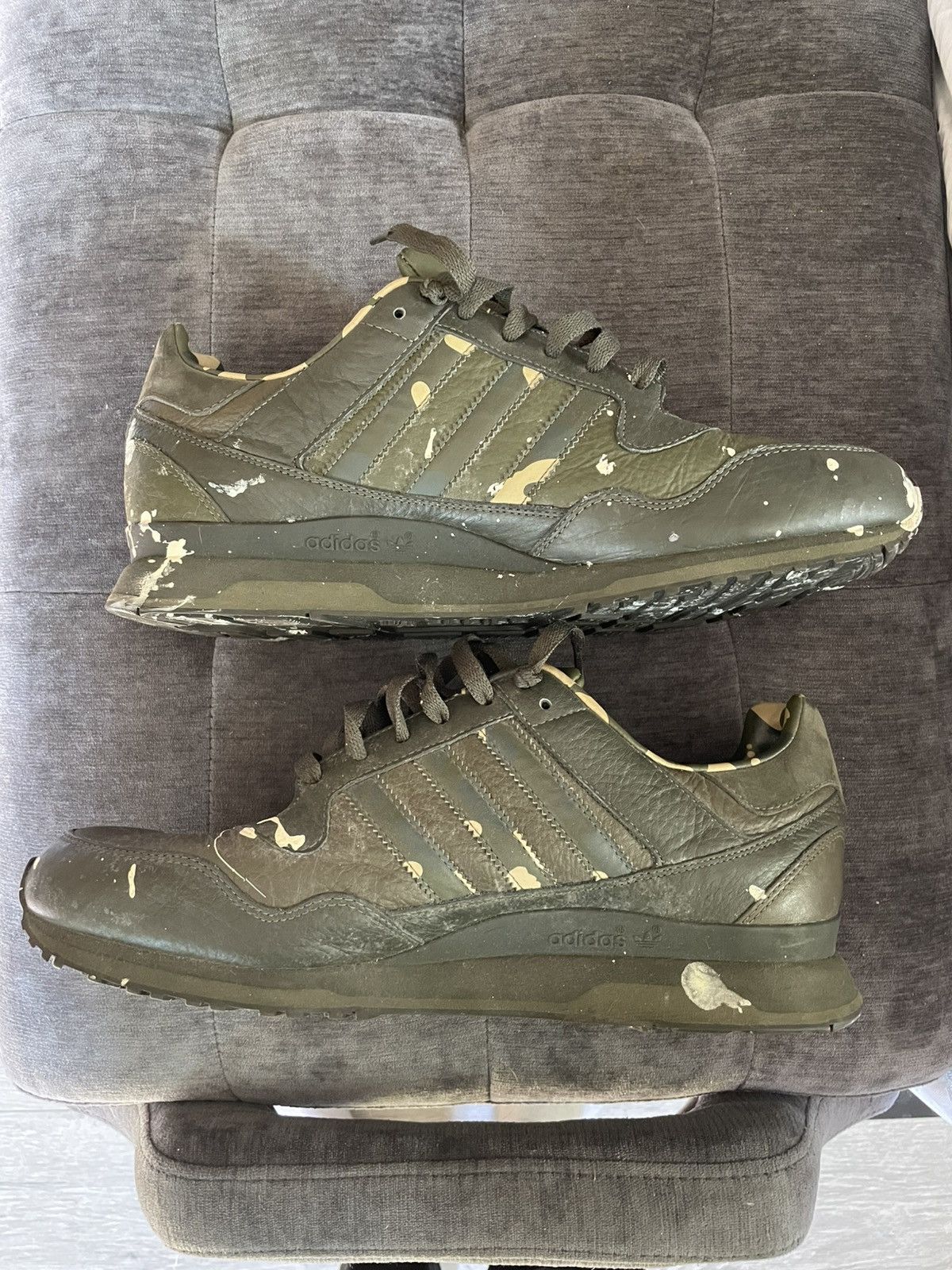 Adidas Adidas Vintage camo paint splatter sneaker Size US 10.5 / EU 43-44 - 2 Thumbnail