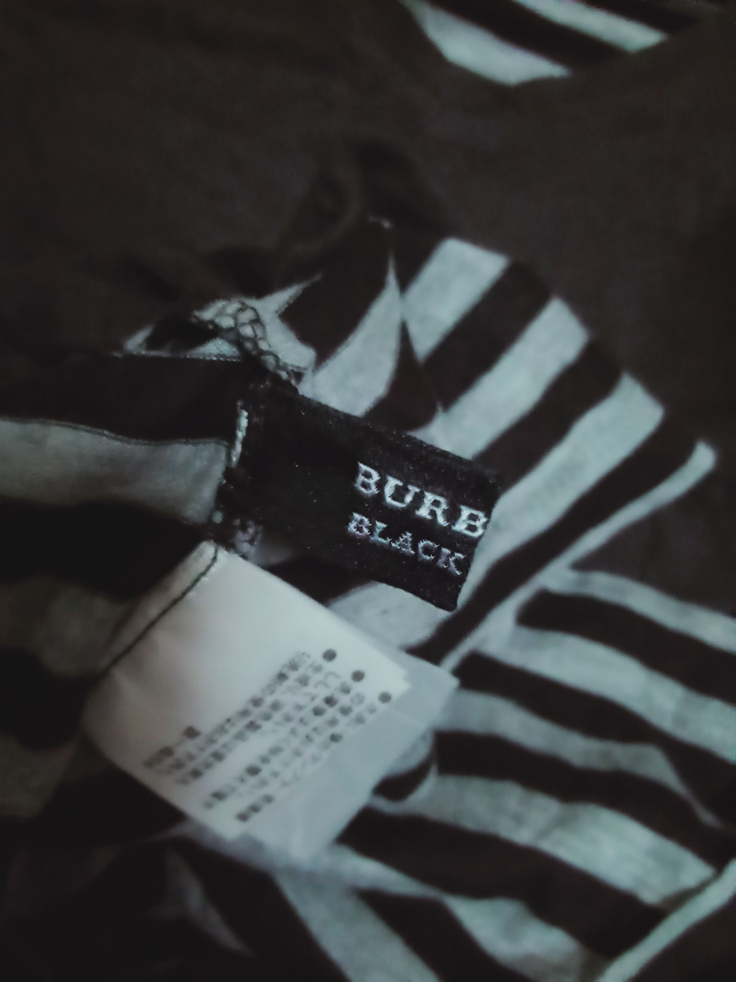 Burberry Burberry V Neck Longsleeve Stripe Reversible T Shirt Jumper Size US XS / EU 42 / 0 - 5 Thumbnail