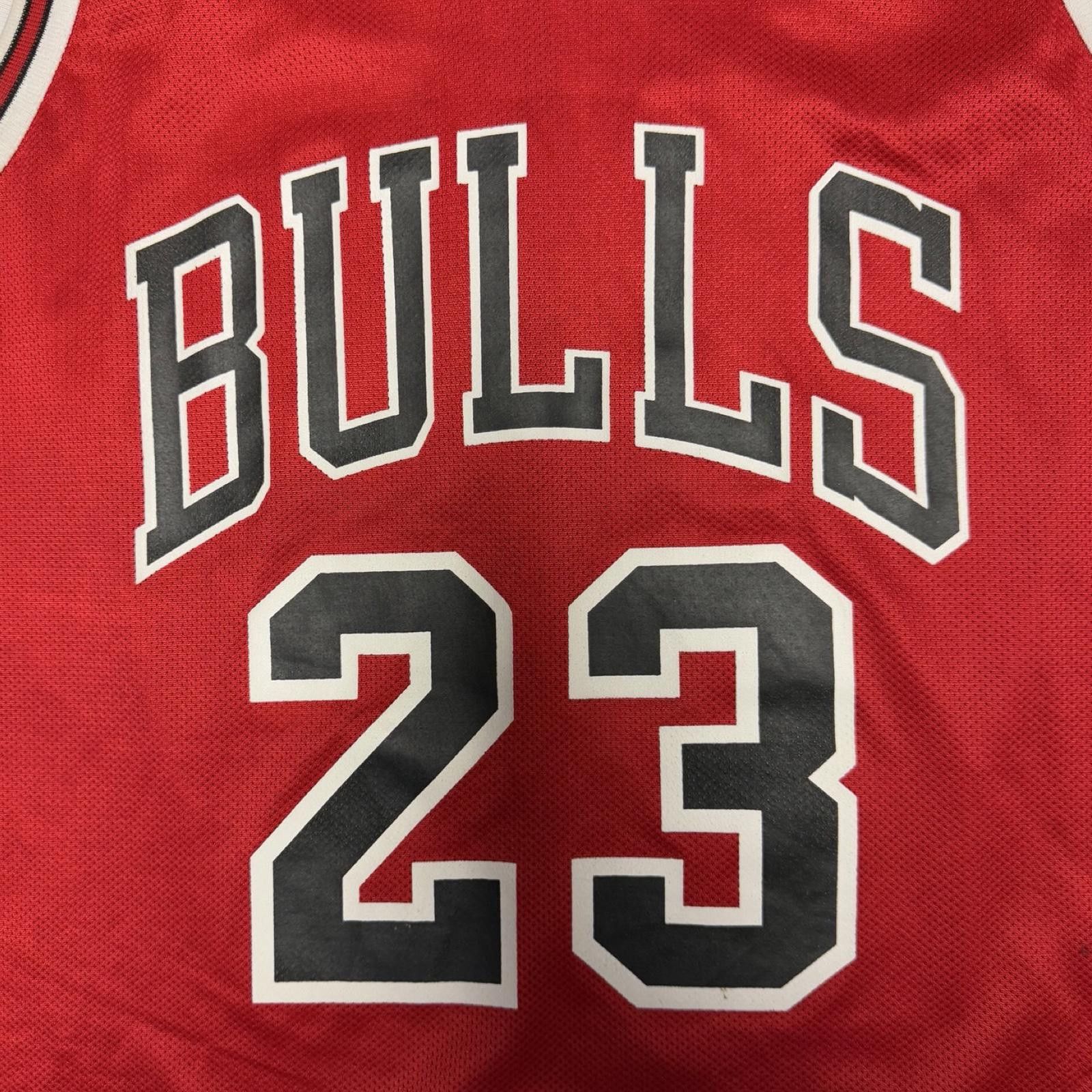 Champion 90s Champion Micheal Jordan #23 — 44 — Size US L / EU 52-54 / 3 - 3 Thumbnail