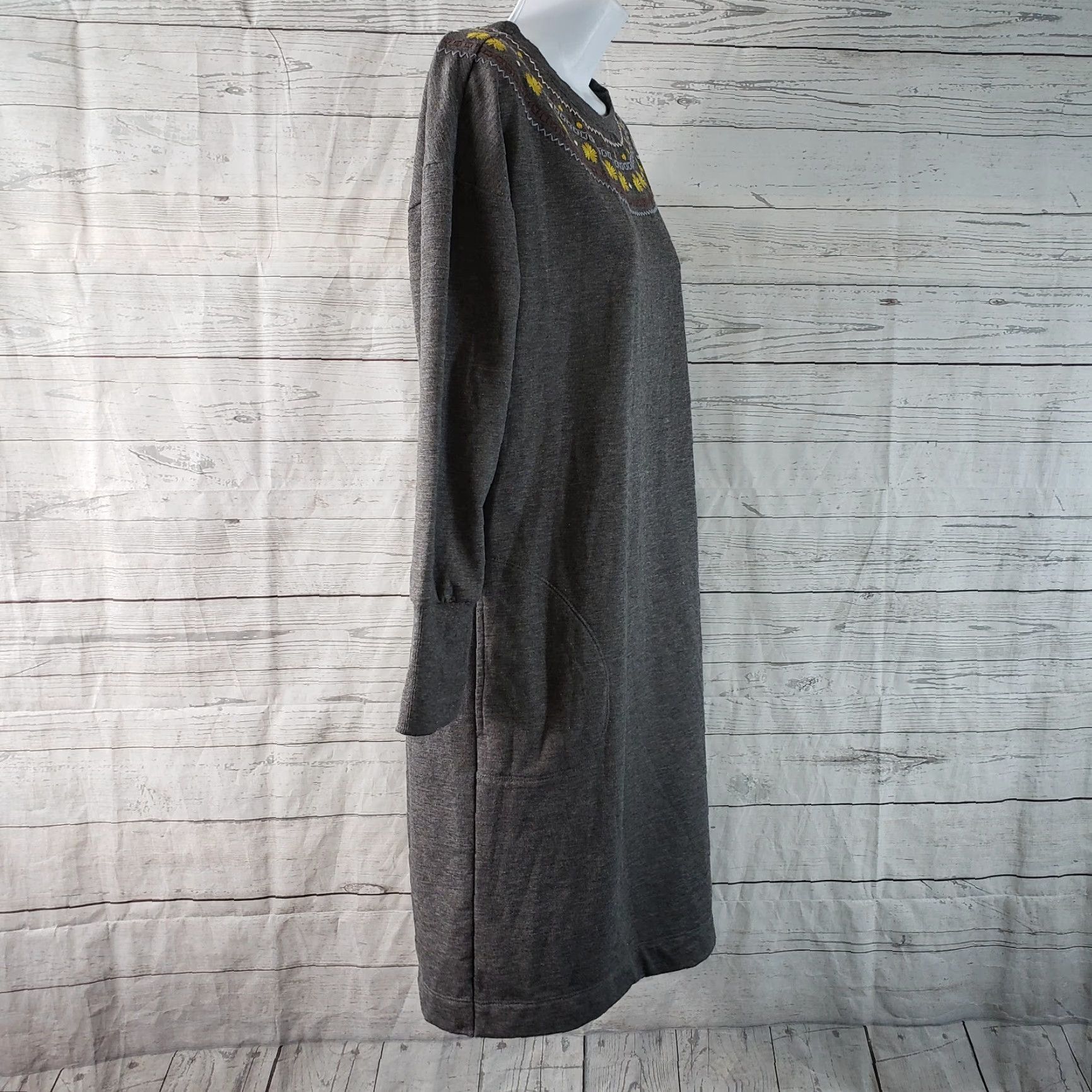 Vintage Matilda Jane Dress Womens Sz Small Gray Yellow Embroidered Pockets Shift Rayon Blend Size S / US 4 / IT 40 - 3 Thumbnail