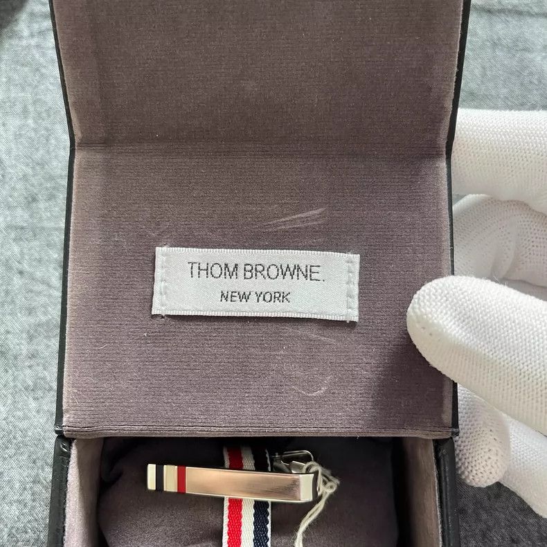Thom Browne Thom Browne Long length bow tie clip Size ONE SIZE - 8 Thumbnail