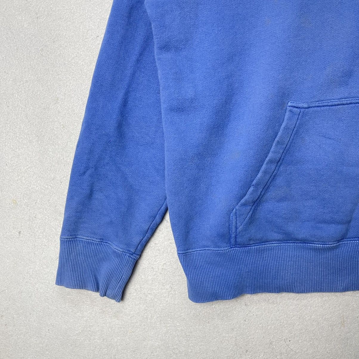 Vintage Vintage T&C Surf Hawaii Logo Hoodie Blue Streetwear Size US M / EU 48-50 / 2 - 5 Thumbnail
