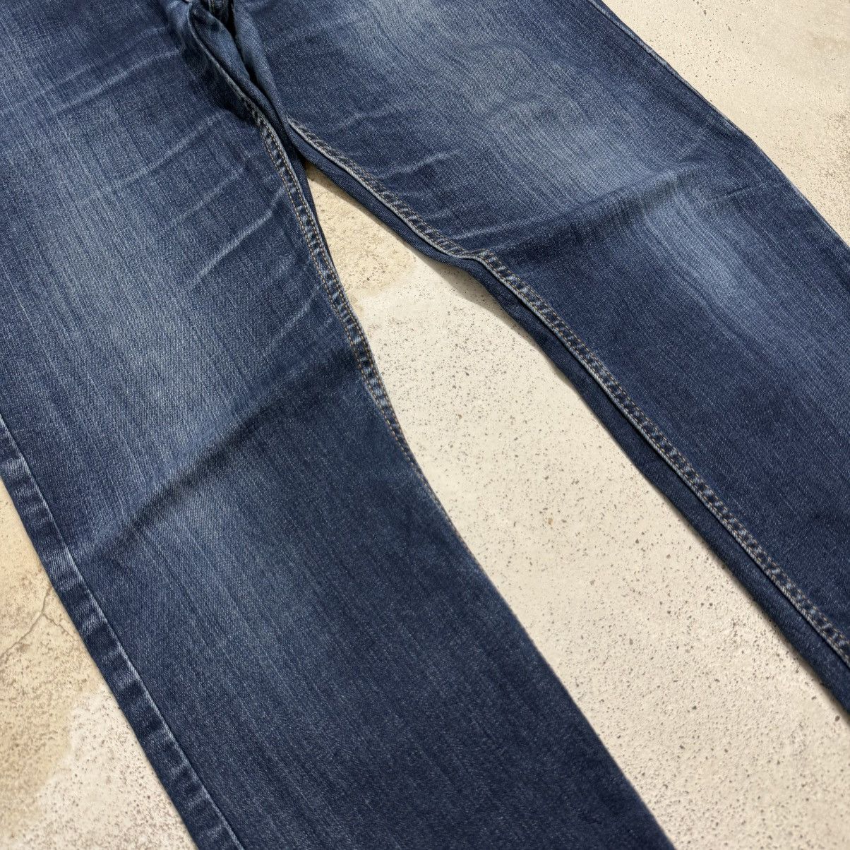 Levi's Levis 502 Modern Stretch Distressed Denim Pants Size US 32 / EU 48 - 6 Thumbnail