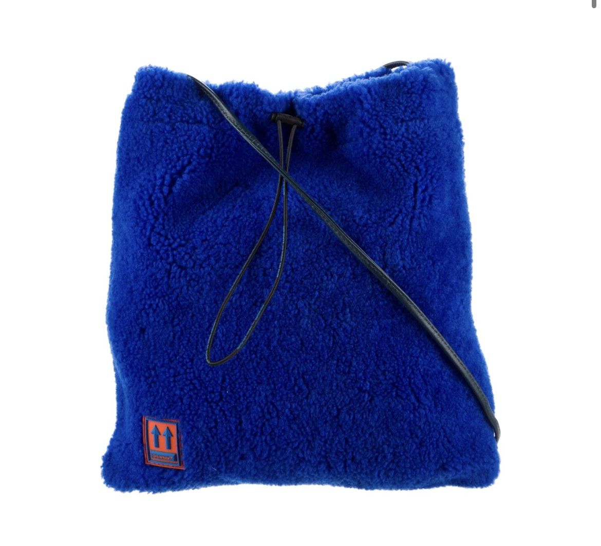 Virgil Abloh Off-White blue shearling drawstring bag Size ONE SIZE - 1 Thumbnail