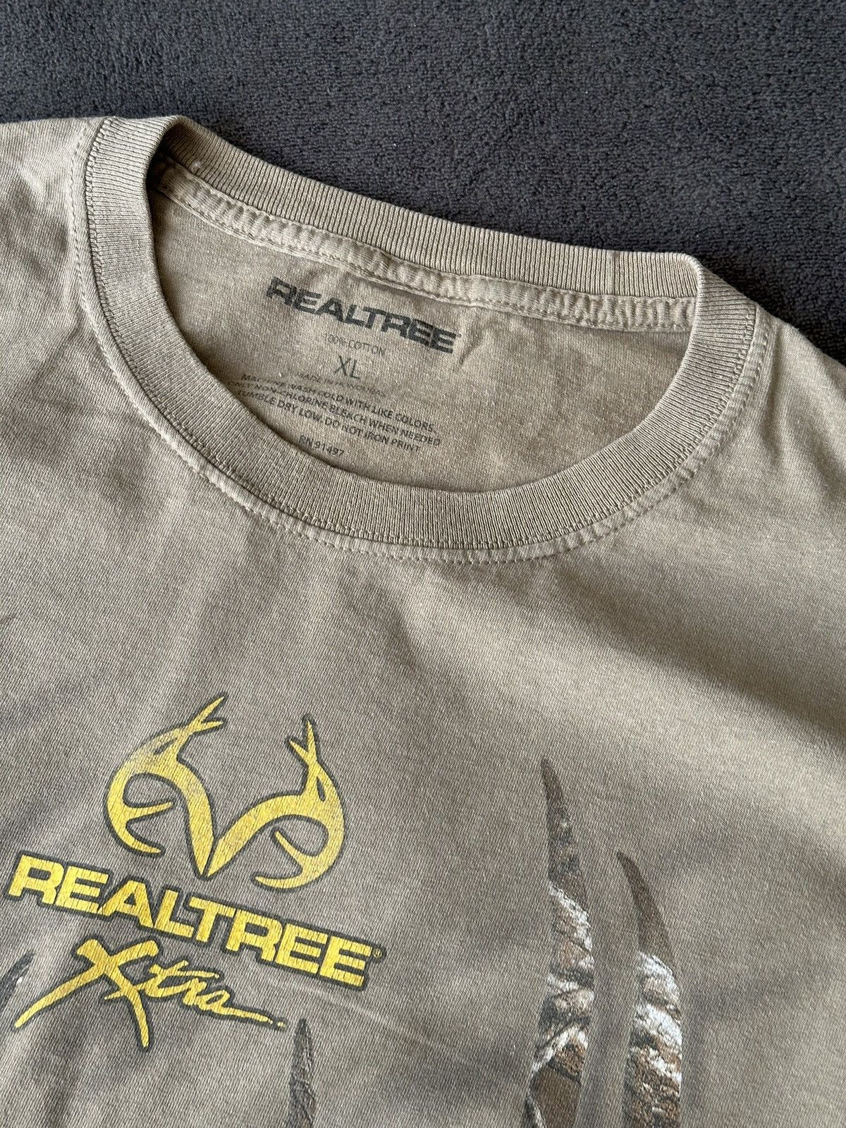 Realtree × Vintage Vintage RealTree T Shirt Tee Tribal XL Size US XL / EU 56 / 4 - 6 Thumbnail