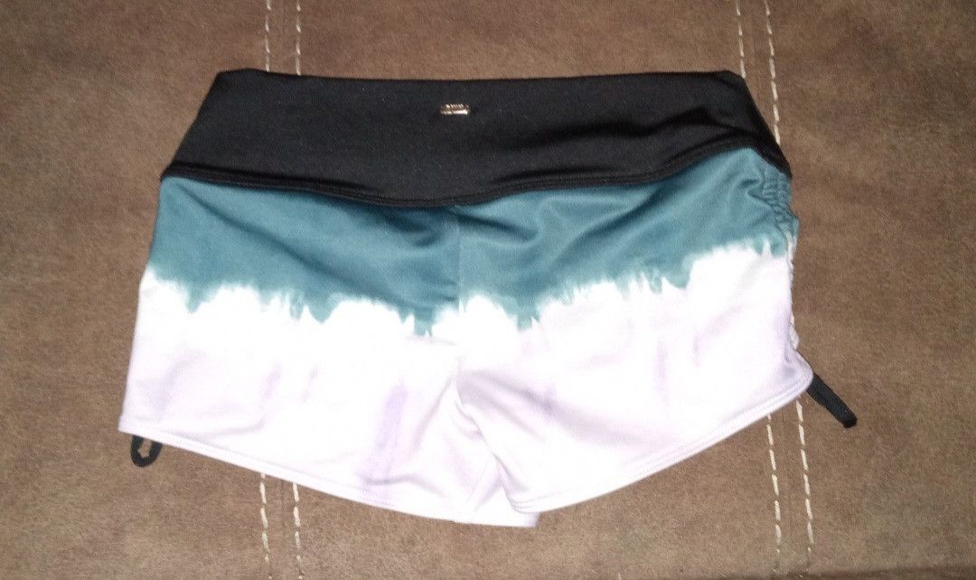 Pink VICTORIAS SECRET PINK ACTIVE SHORTIE SHORTS TO SWIM SHORTS Size 23" - 5 Thumbnail