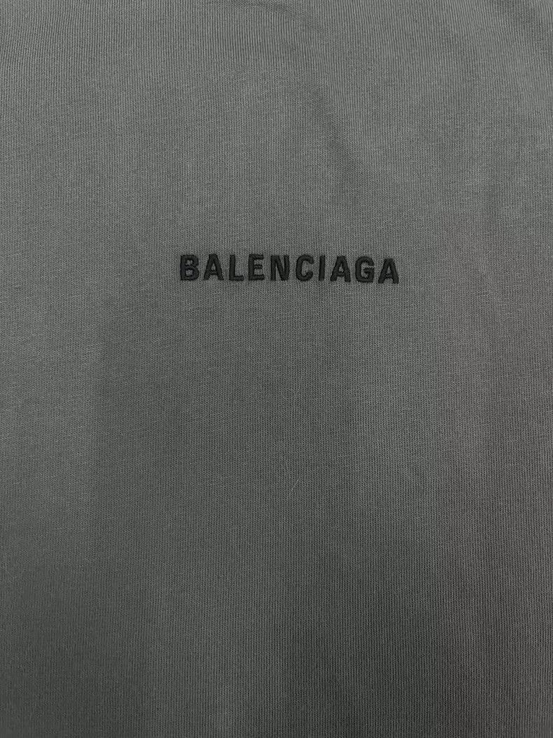Balenciaga Balenciaga Letter Logo Embroidered Crew Neck T-Shirt Size US XS / EU 42 / 0 - 3 Thumbnail