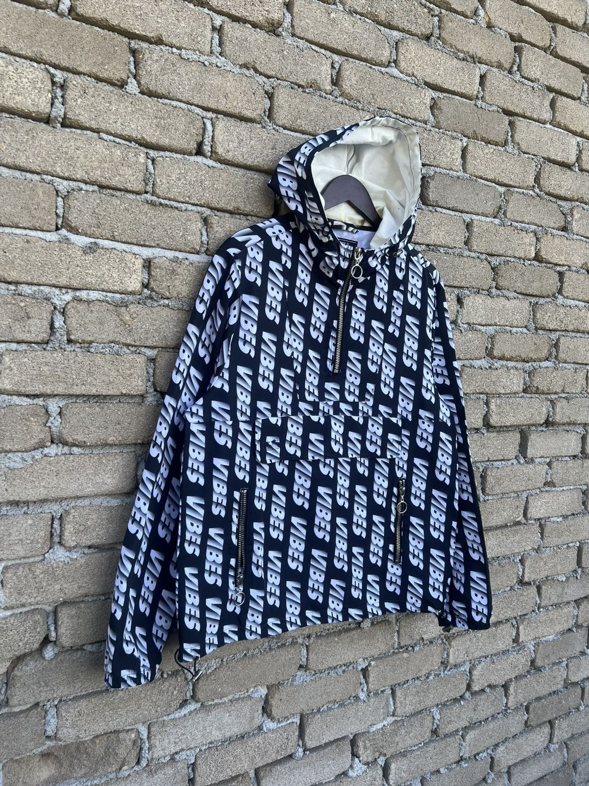Forever 21 Forever 21 Fullprint Hoodie Halfzipper Anorak Size US M / EU 48-50 / 2 - 4 Thumbnail