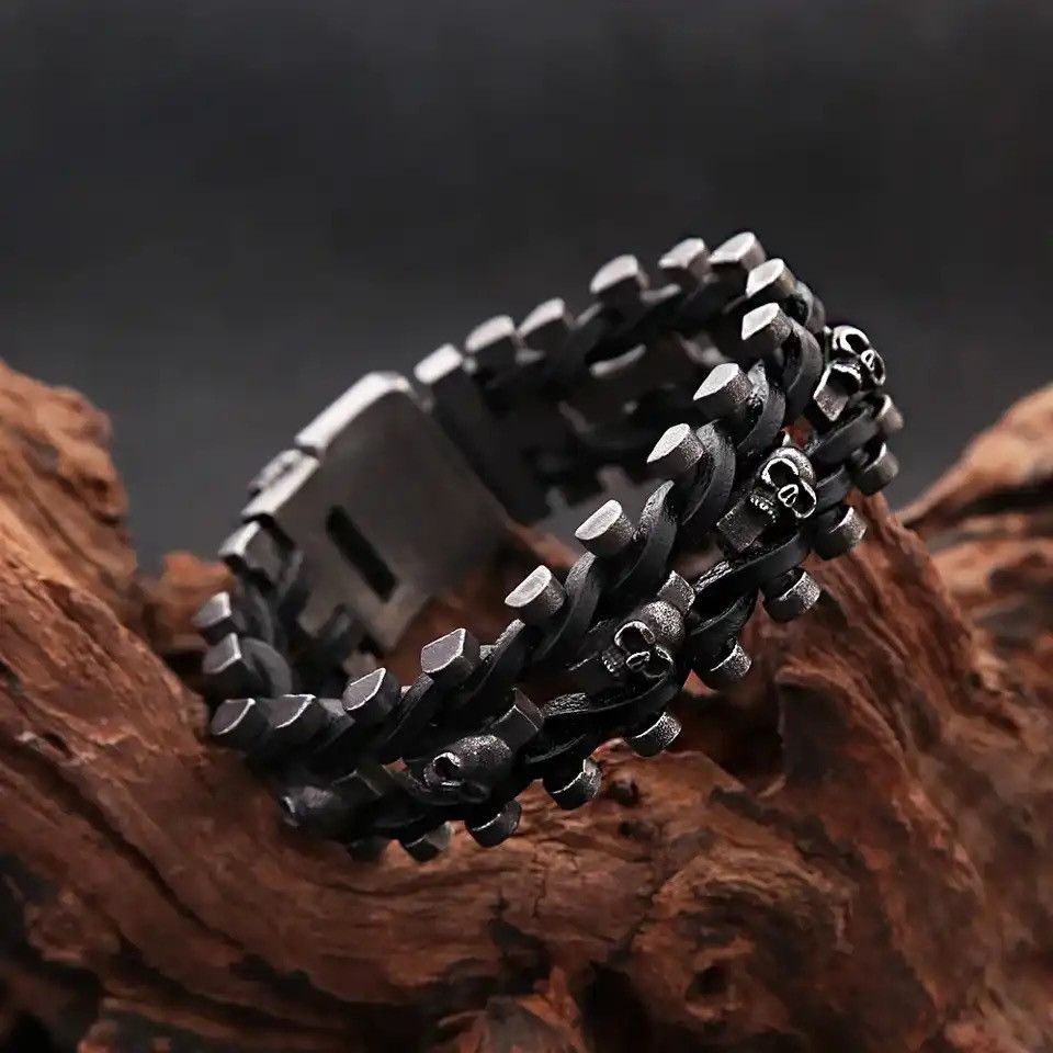 Vintage Vintage Gothic Domineering Skeleton Bracelet Size ONE SIZE - 2 Thumbnail