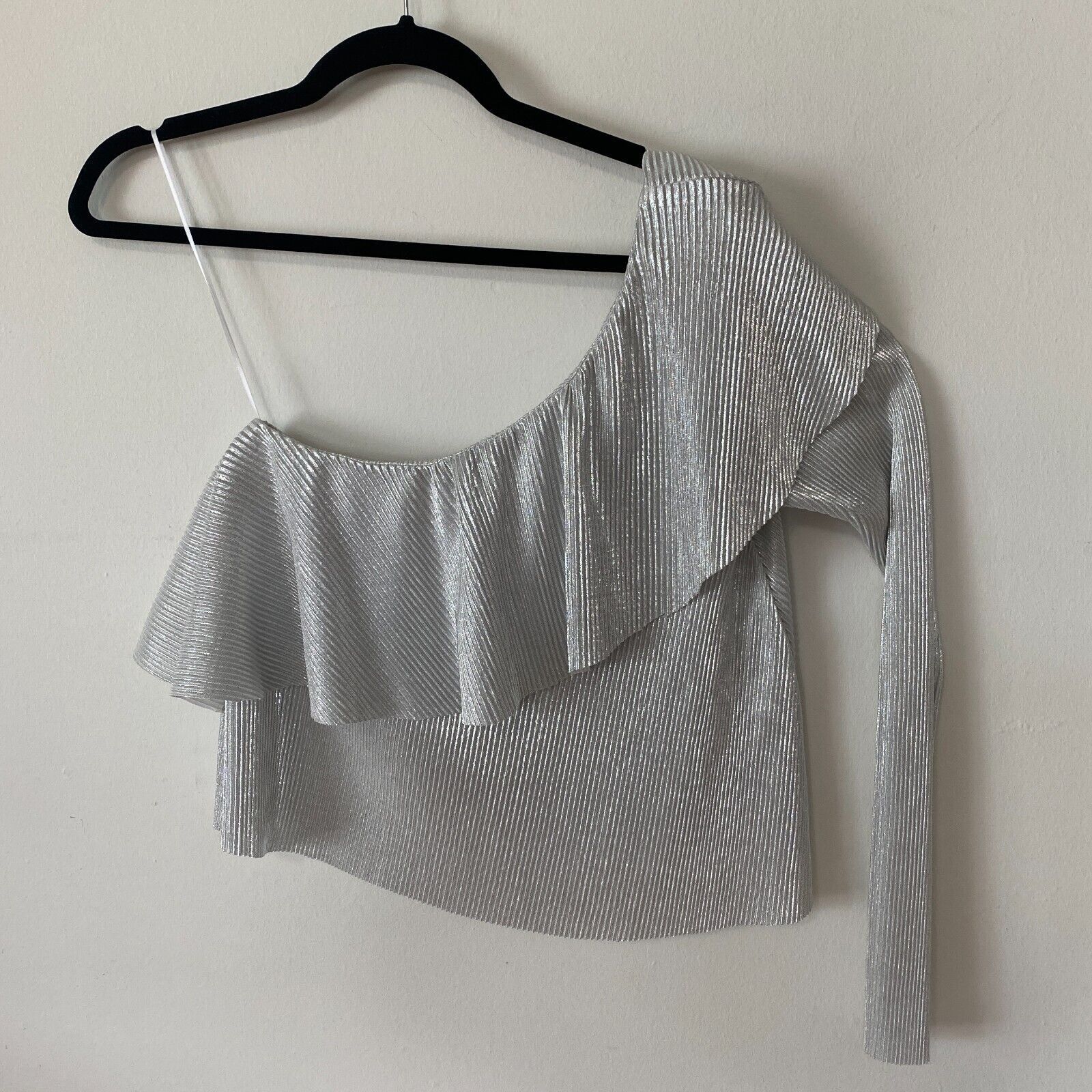 LIKELY Silver Striped Ribbed One Shoulder One Sleeve Ruffle Top S Size S / US 4 / IT 40 - 2 Thumbnail
