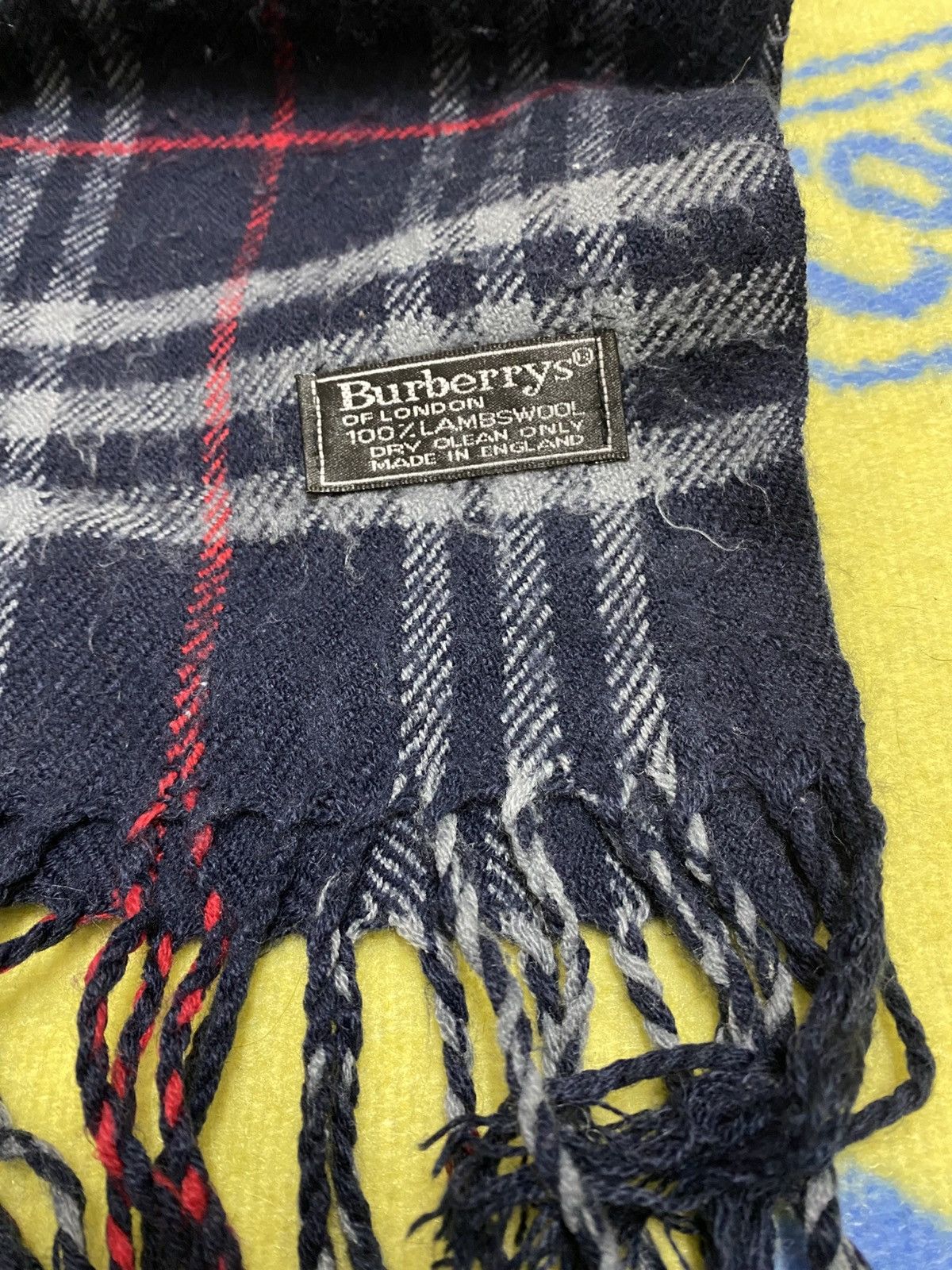 Burberry Burberry's Lambswool x Made in England Size ONE SIZE - 8 Thumbnail