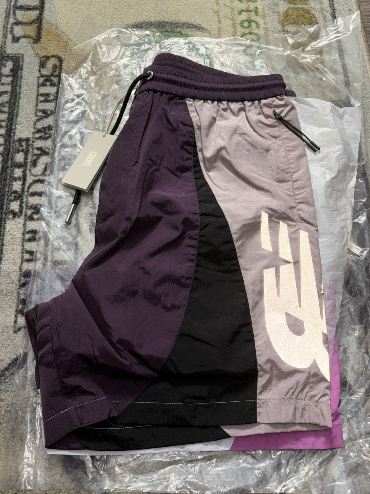 Kith Kith x New Balance Madison IV Short Nouveau (LARGE) Size 32 - 2 Thumbnail
